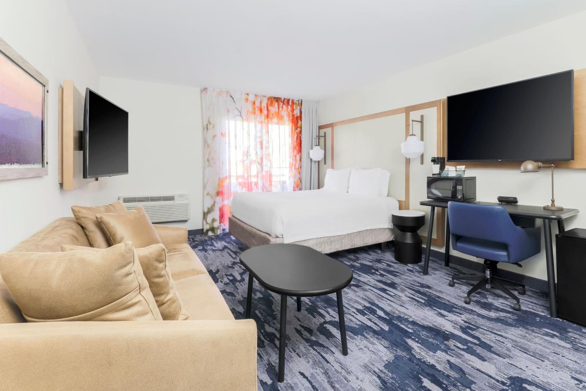 Fairfield Inn and Suites by Marriott San Jose Airport property views in San Jose, CA — gallery photo 3