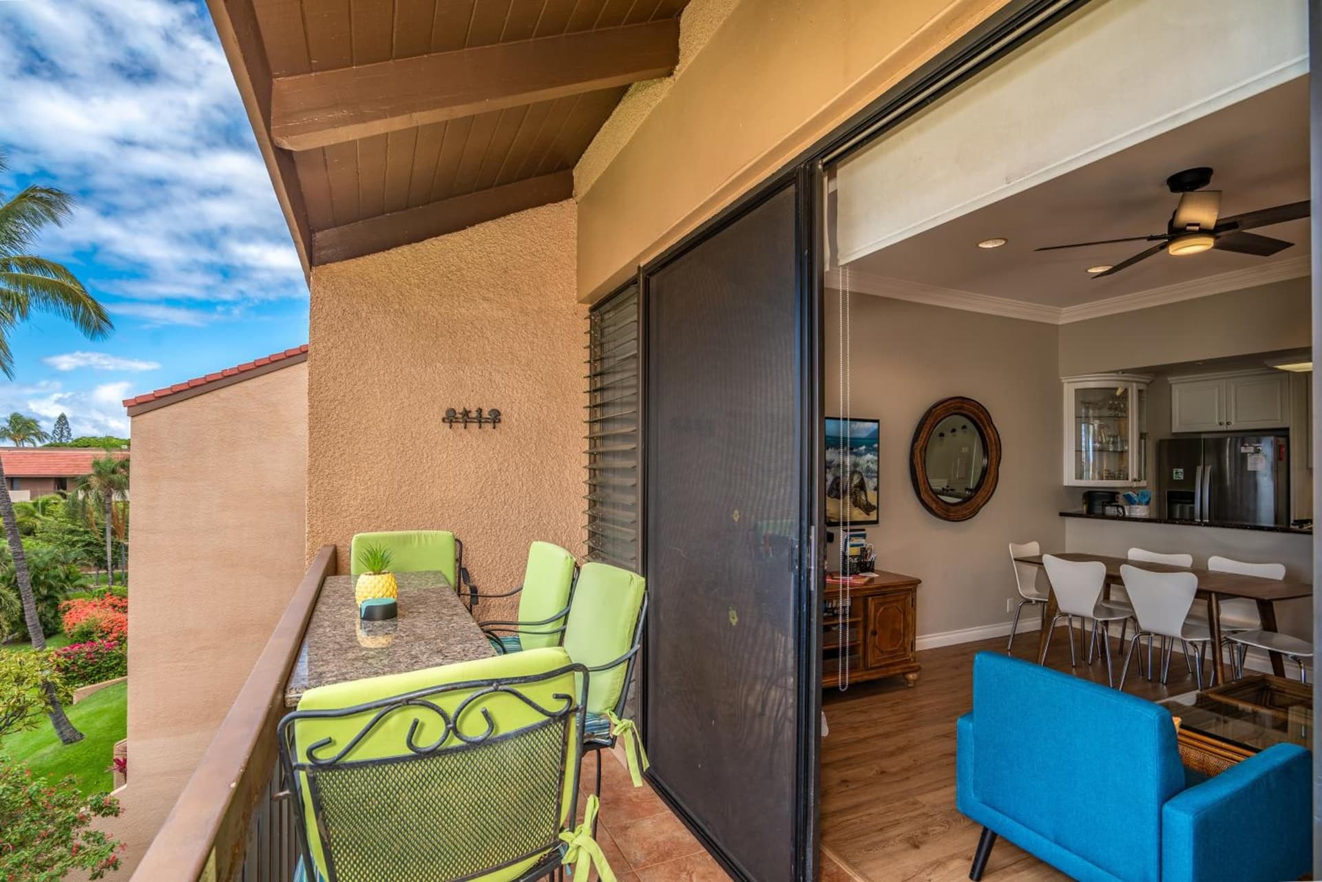 Updated 2bd 2ba Maui Vista Condo with Ocean View interior in Kihei, HI — gallery photo 2