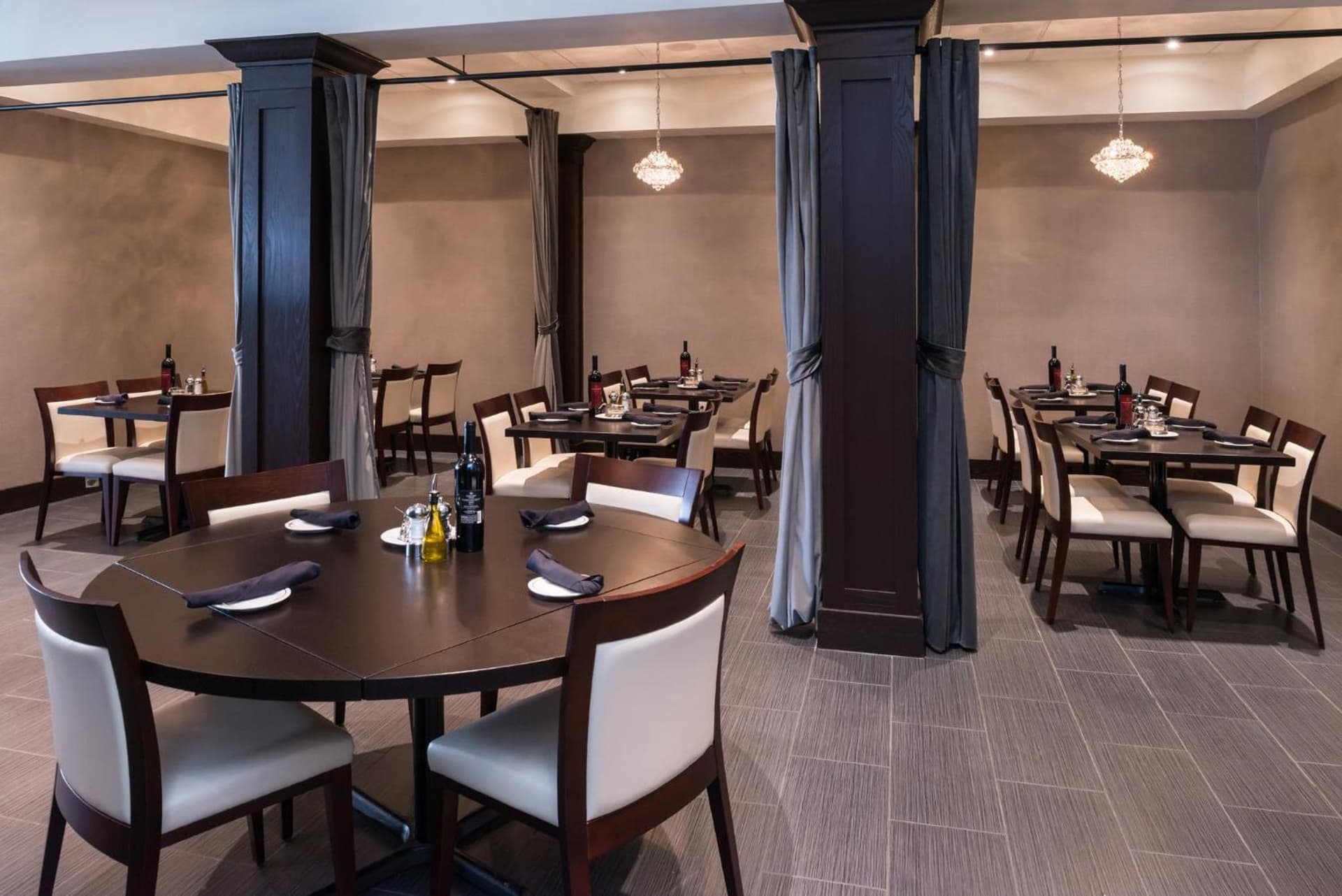 Holiday Inn Detroit Northwest - Livonia by IHG gallery photo in Livonia, MI — image 11