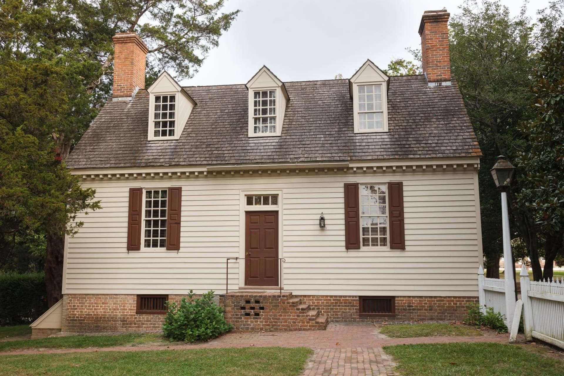 Colonial Houses, an official Colonial Williamsburg Hotel gallery photo in Williamsburg, VA — image 4