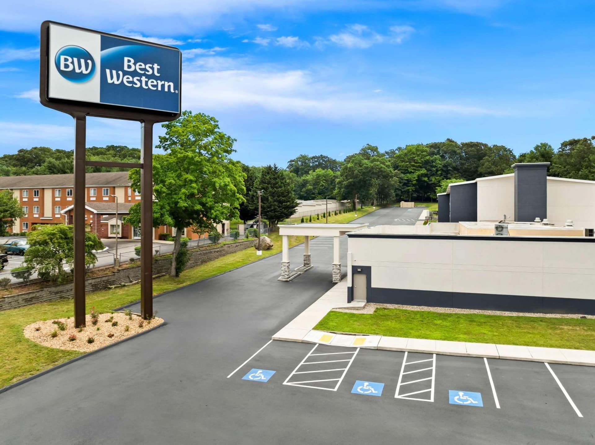 Best Western Niantic - New London, Mystic Area featured exterior or lobby in Niantic, CT — similar hotel