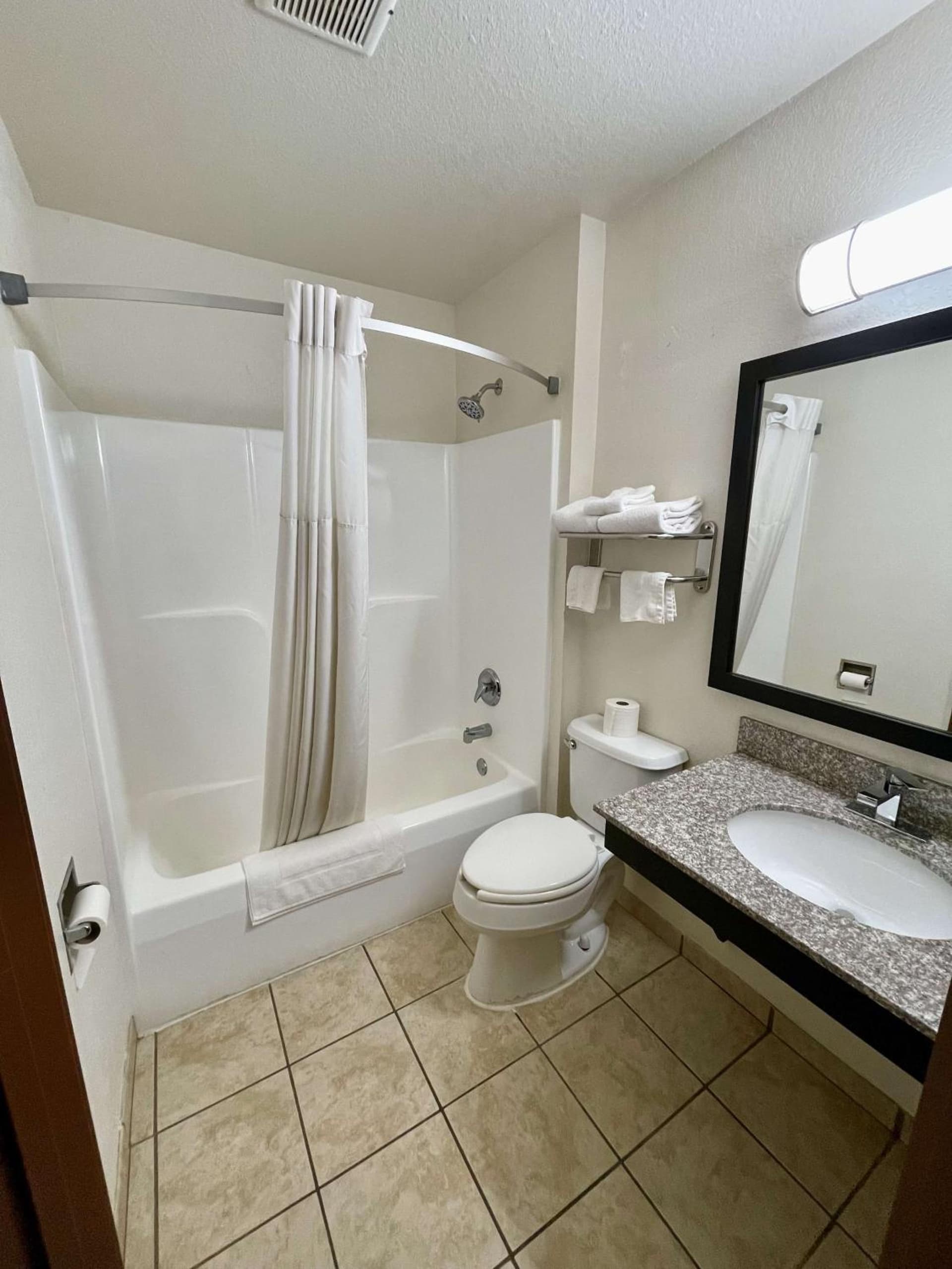 SureStay by Best Western Prince Frederick gallery photo in Prince Frederick, MD — image 19