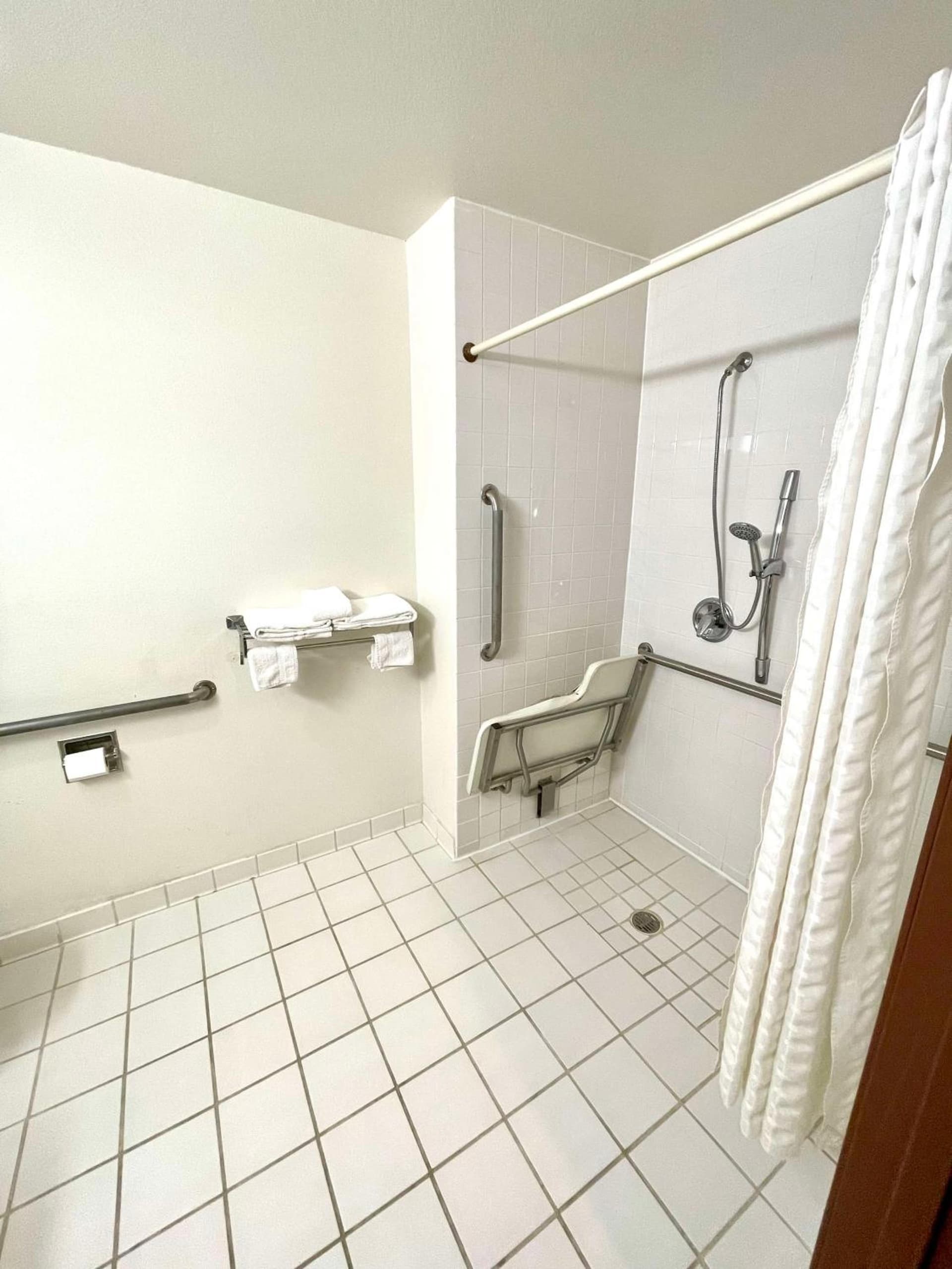 SureStay by Best Western Prince Frederick gallery photo in Prince Frederick, MD — image 5