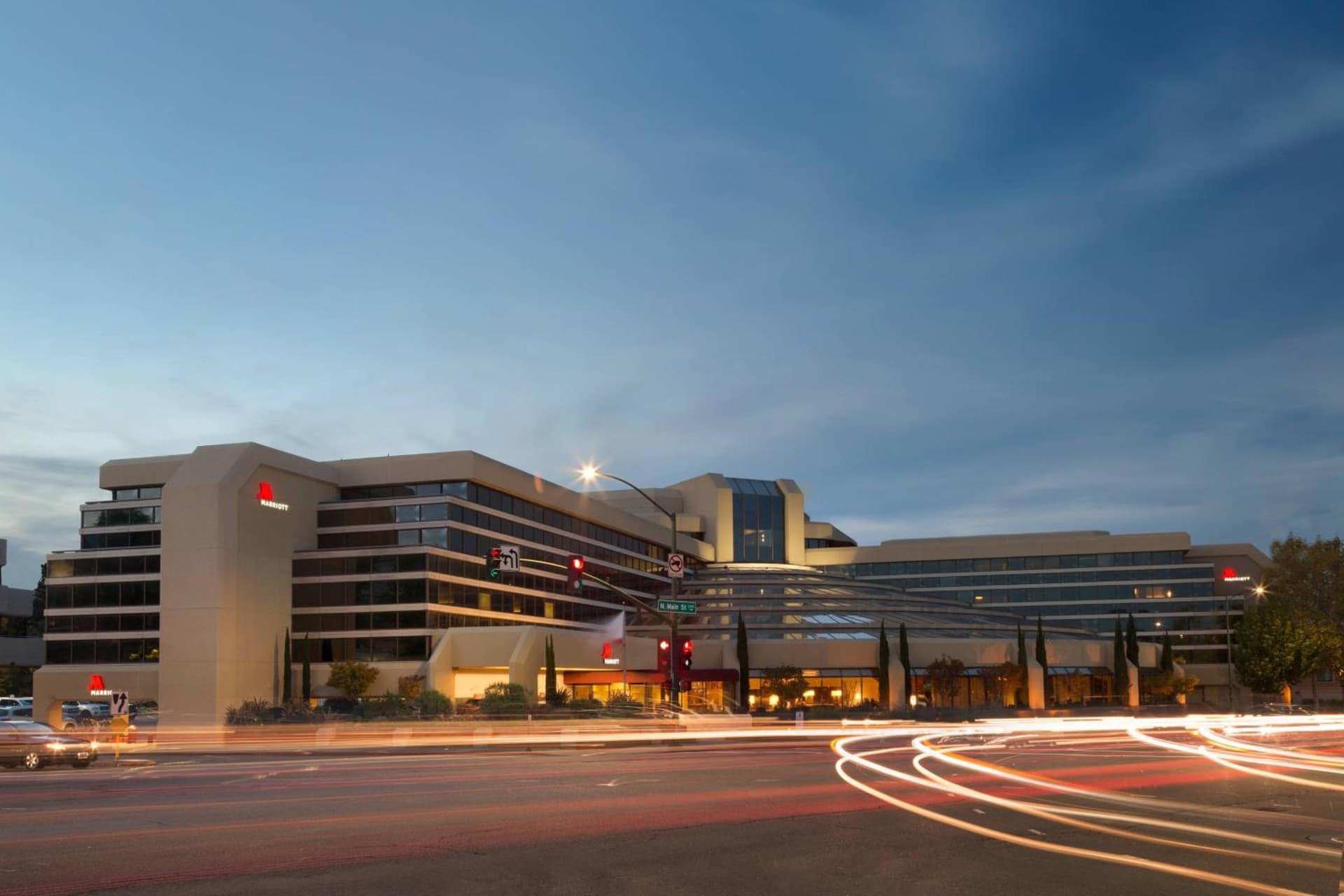 Walnut Creek Marriott featured exterior or lobby in Walnut Creek, CA — similar hotel