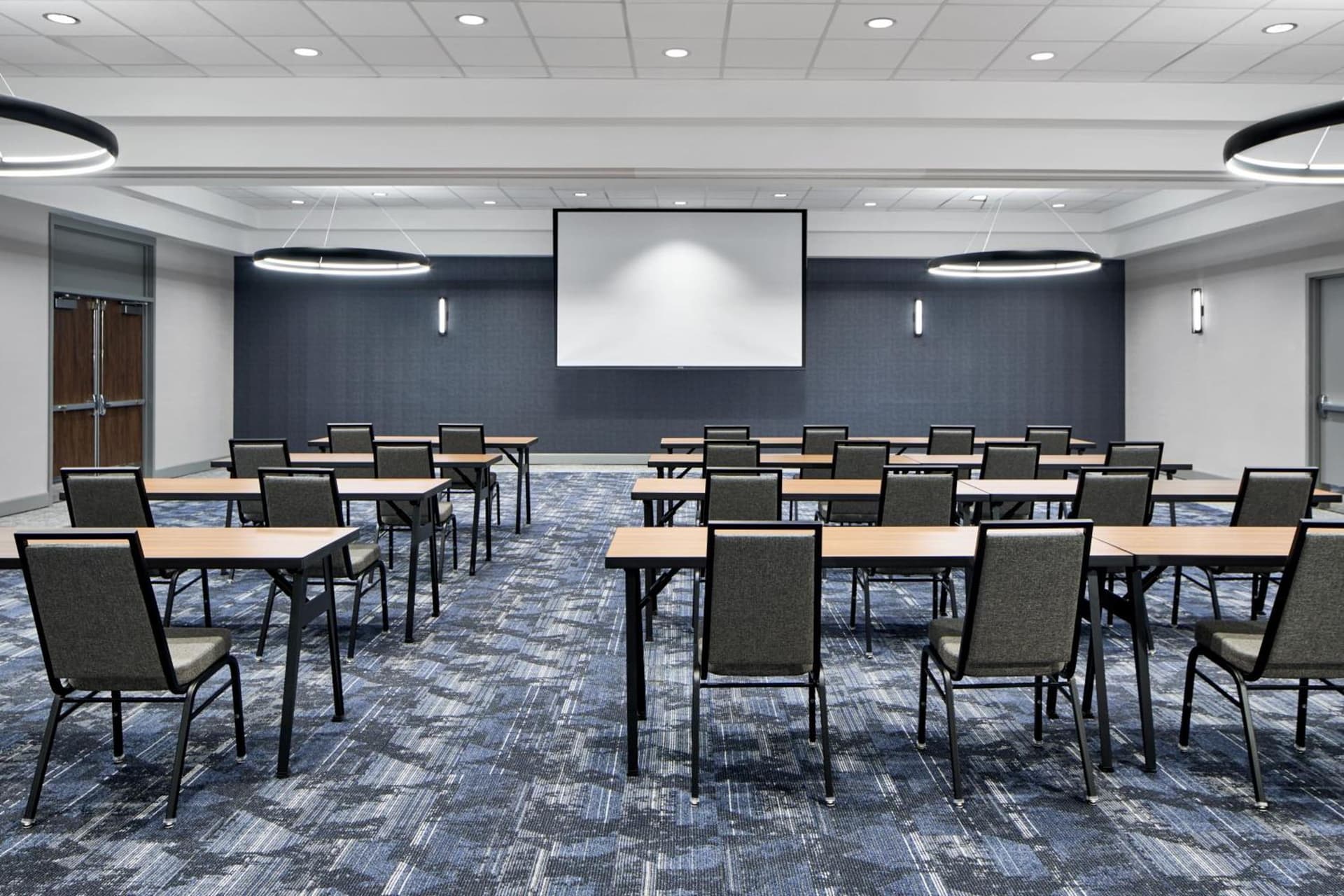 Courtyard by Marriott Detroit Downtown gallery photo in Detroit, MI — image 30