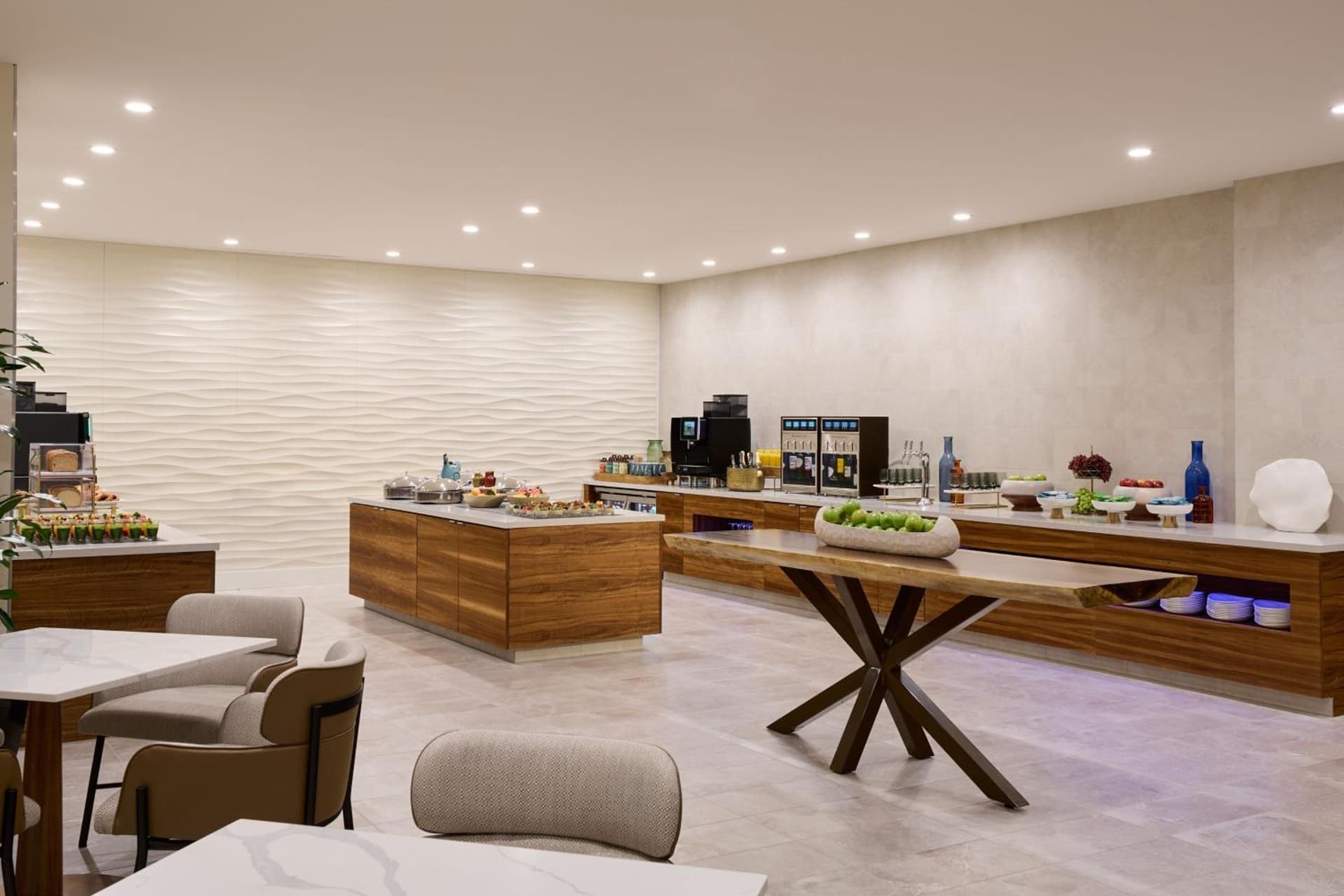 The Westin Los Angeles Airport gallery photo in Los Angeles, CA — image 36