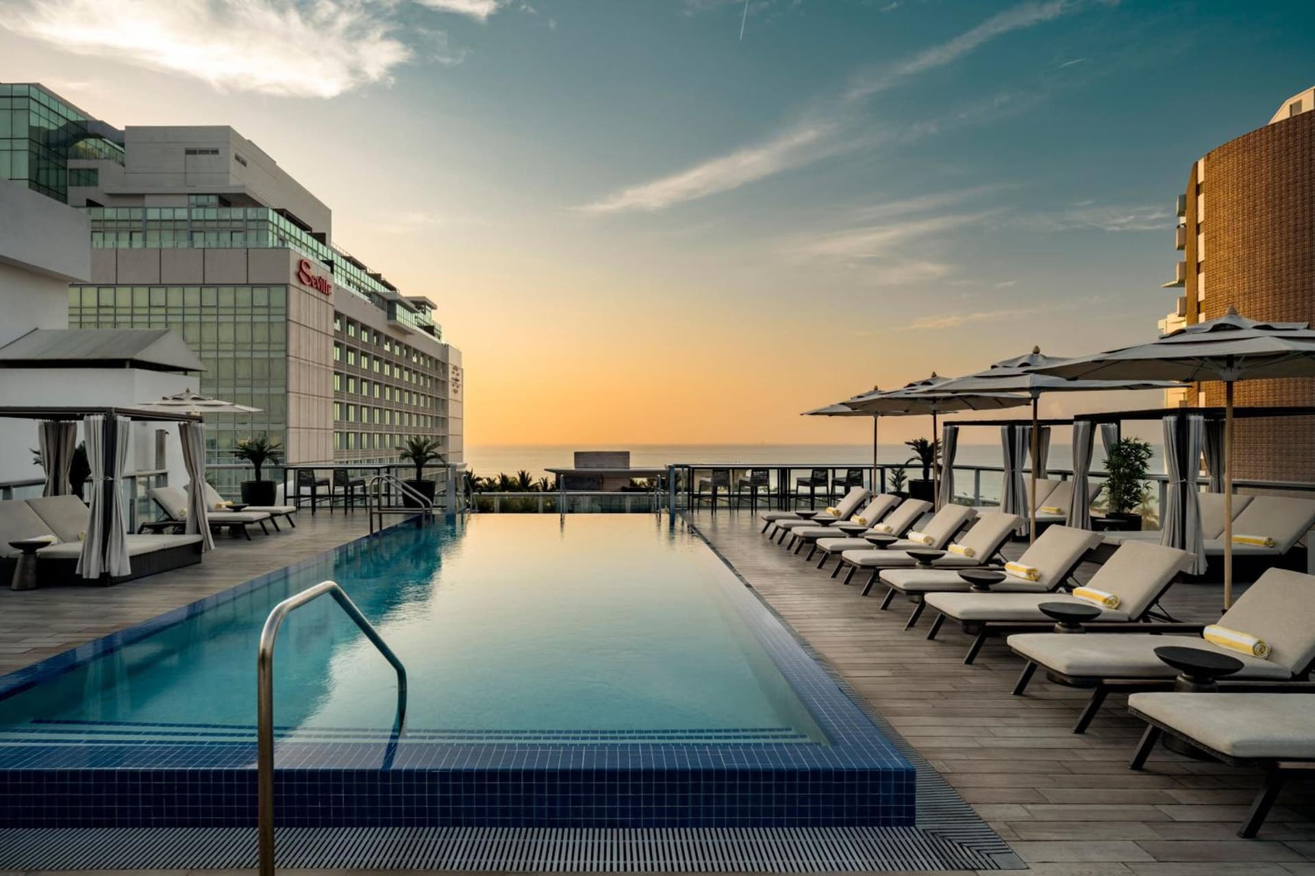 AC Hotel by Marriott Miami Beach interior in Miami Beach, FL — gallery photo 2