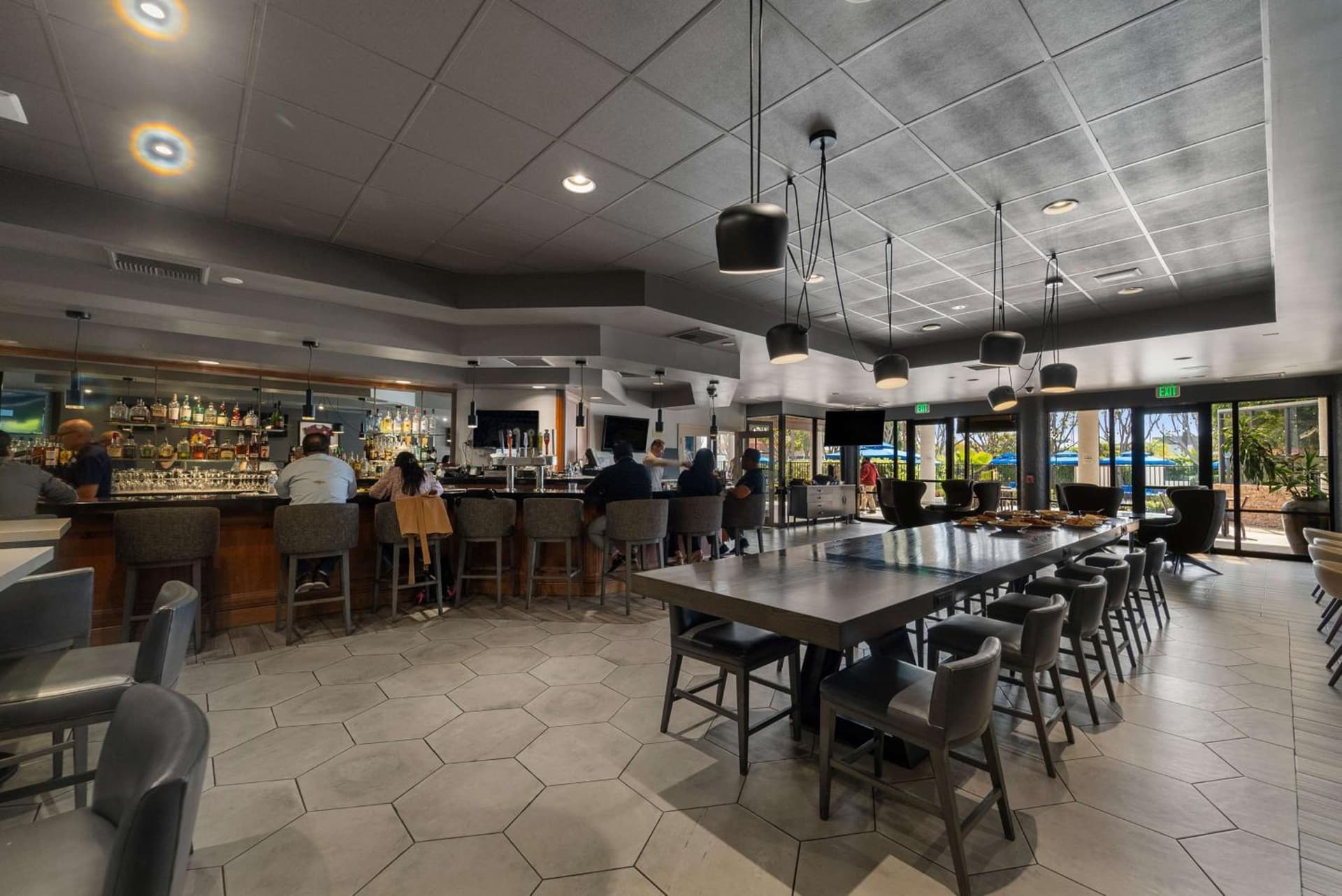 DoubleTree by Hilton Carson gallery photo in Carson, CA — image 39
