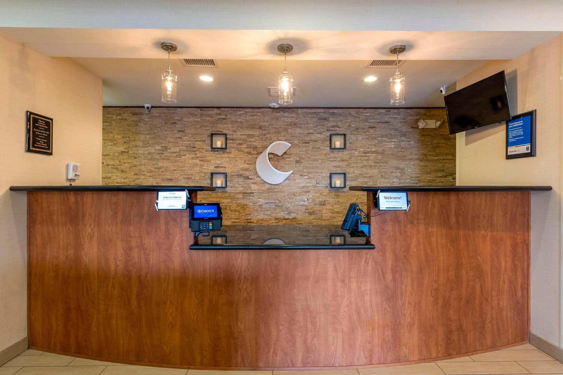 Comfort Inn & Suites Marion I-57 property views in Marion, IL — gallery photo 3