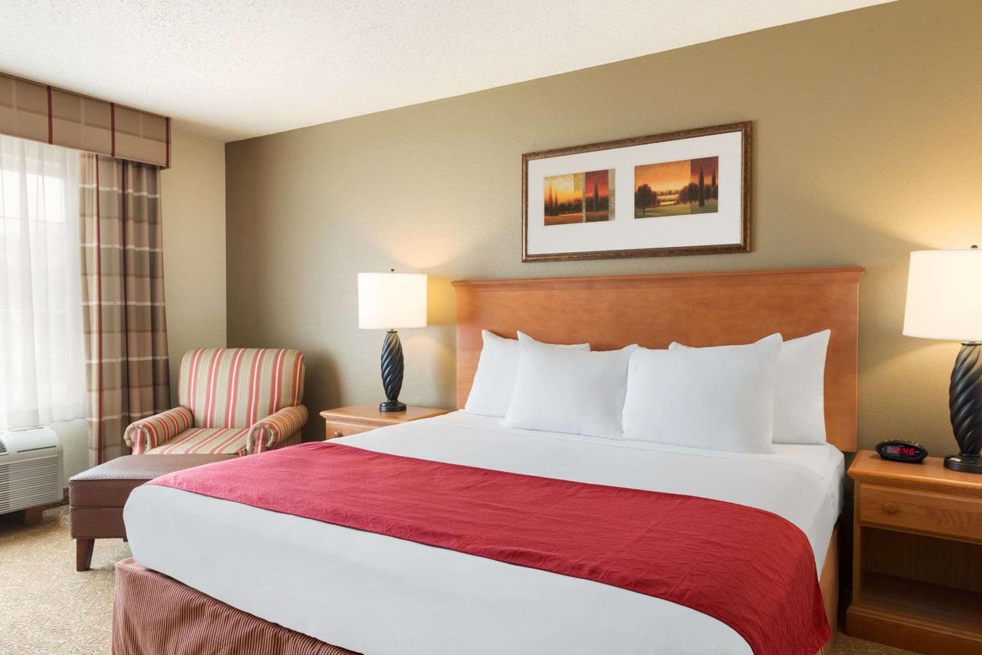Country Inn & Suites by Radisson, Davenport - Quad Cities gallery photo in Davenport, IA — image 8