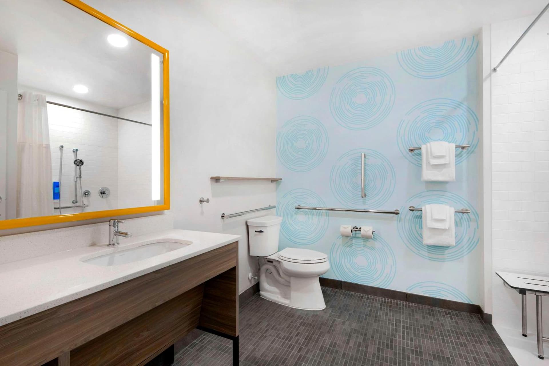 Tru by Hilton Wilmington Wrightsville Beach gallery photo in Wilmington, NC — image 34