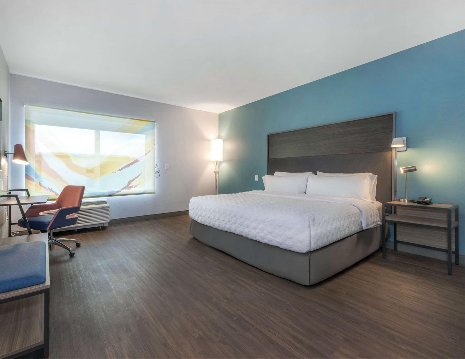 Tru by Hilton Wilmington Wrightsville Beach gallery photo in Wilmington, NC — image 7