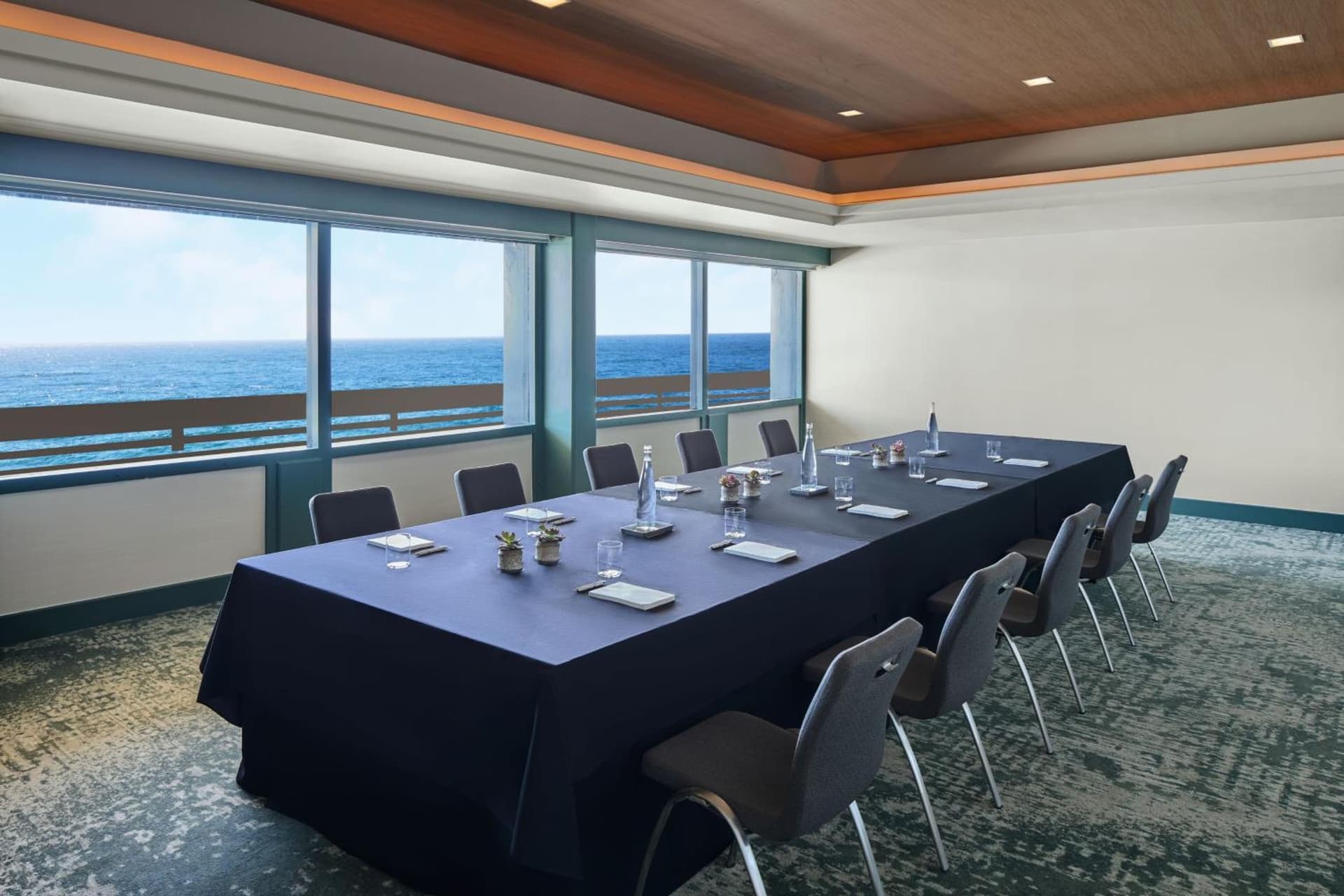Monterey Beach Hotel, a Tribute Portfolio Hotel gallery photo in Monterey, CA — image 19