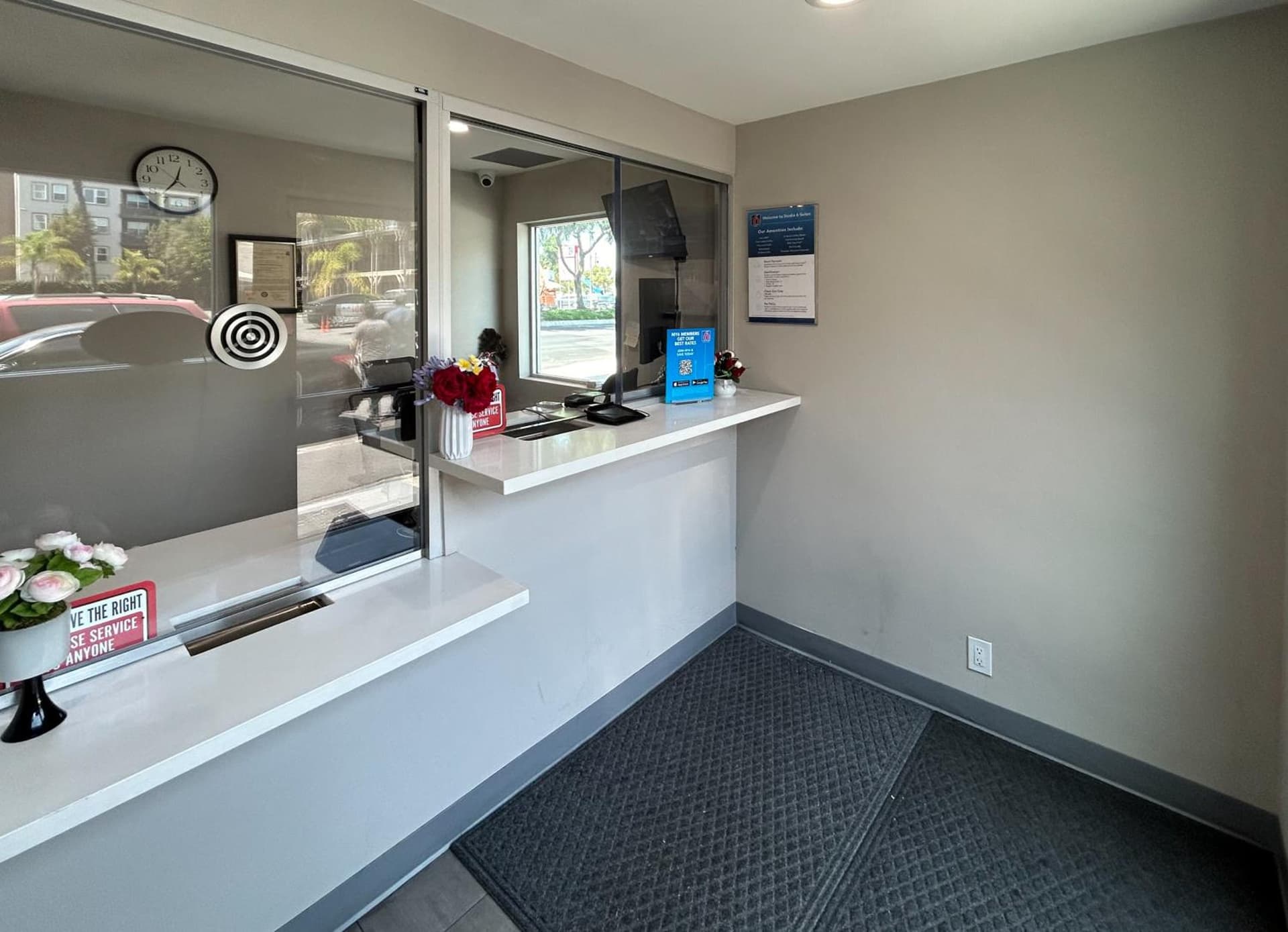 Studio 6 Suites Santa Ana, CA property views in Santa Ana, CA — gallery photo 3