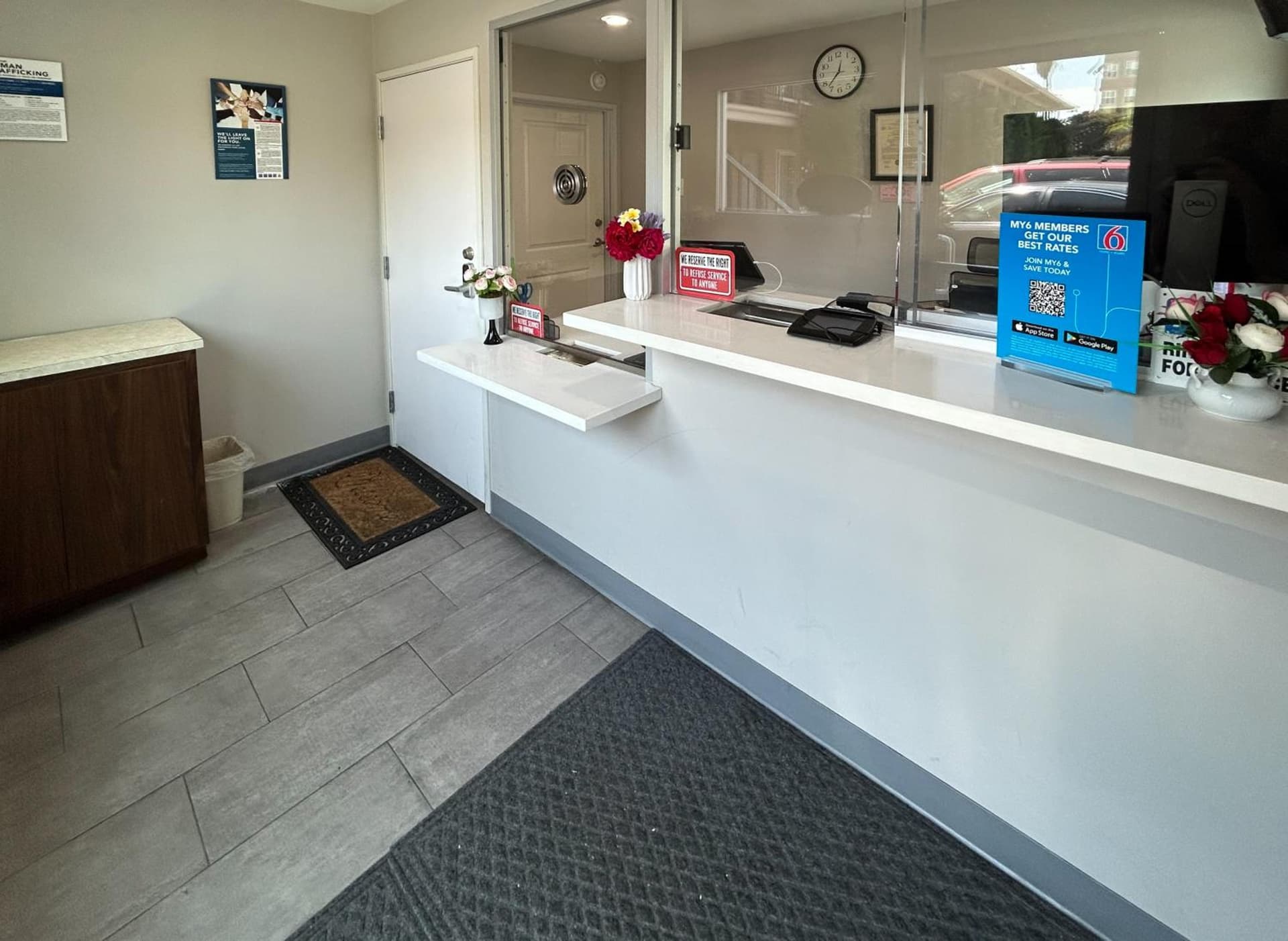 Studio 6 Suites Santa Ana, CA gallery photo in Santa Ana, CA — image 9