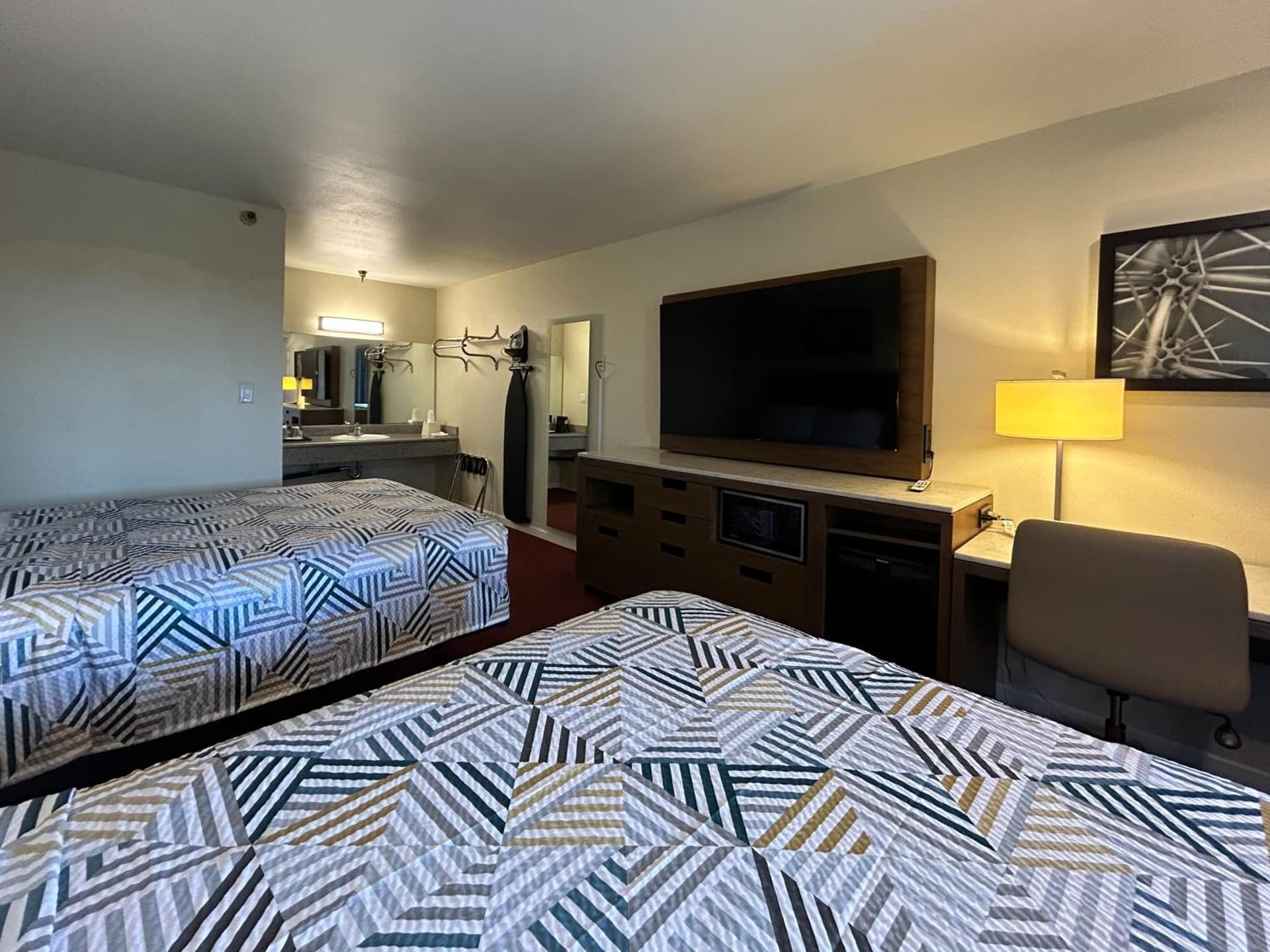 Studio 6 Suites Santa Ana, CA gallery photo in Santa Ana, CA — image 10