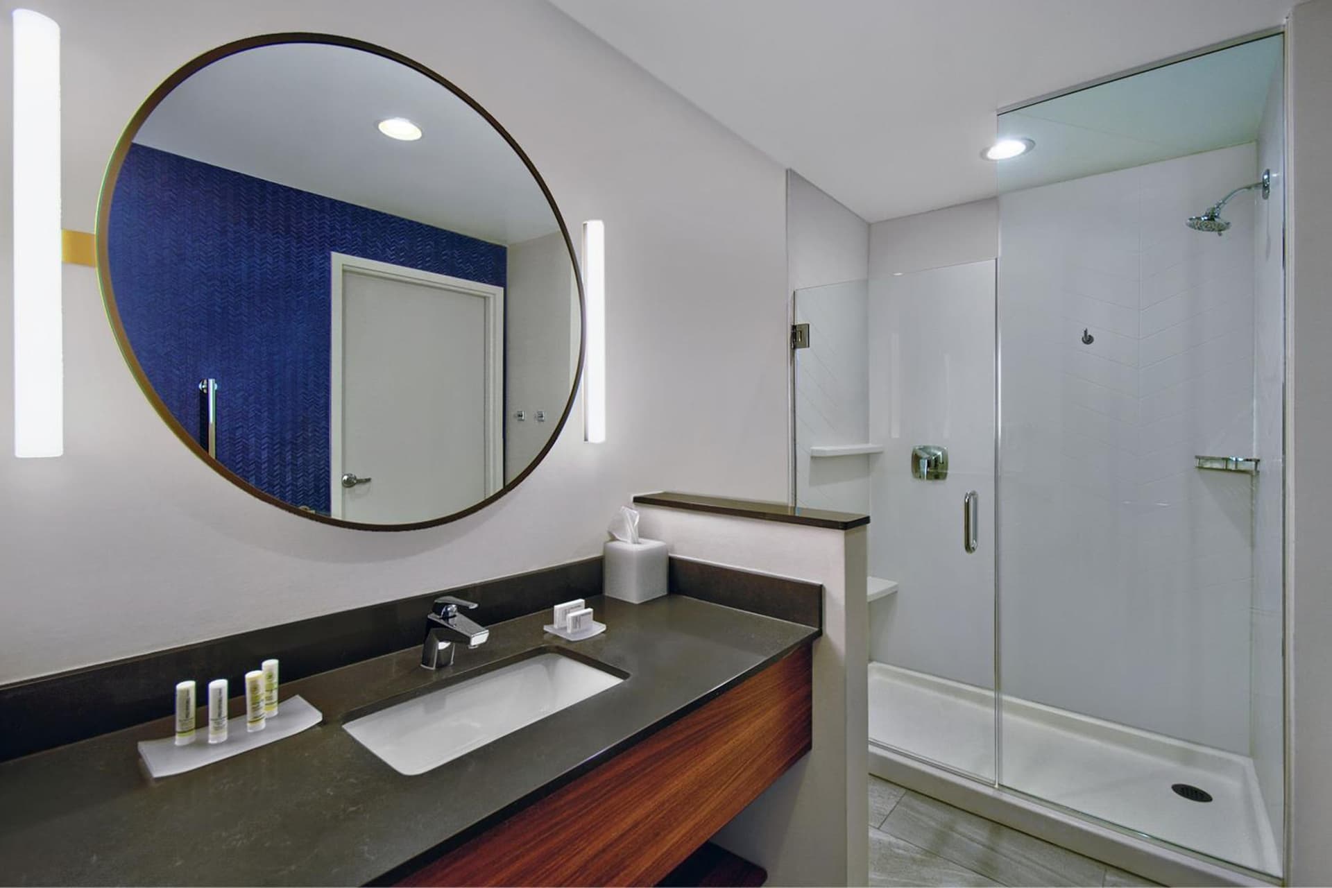 Fairfield by Marriott Inn & Suites Orlando at FLAMINGO CROSSINGS® Town Center gallery photo in Orlando, FL — image 37