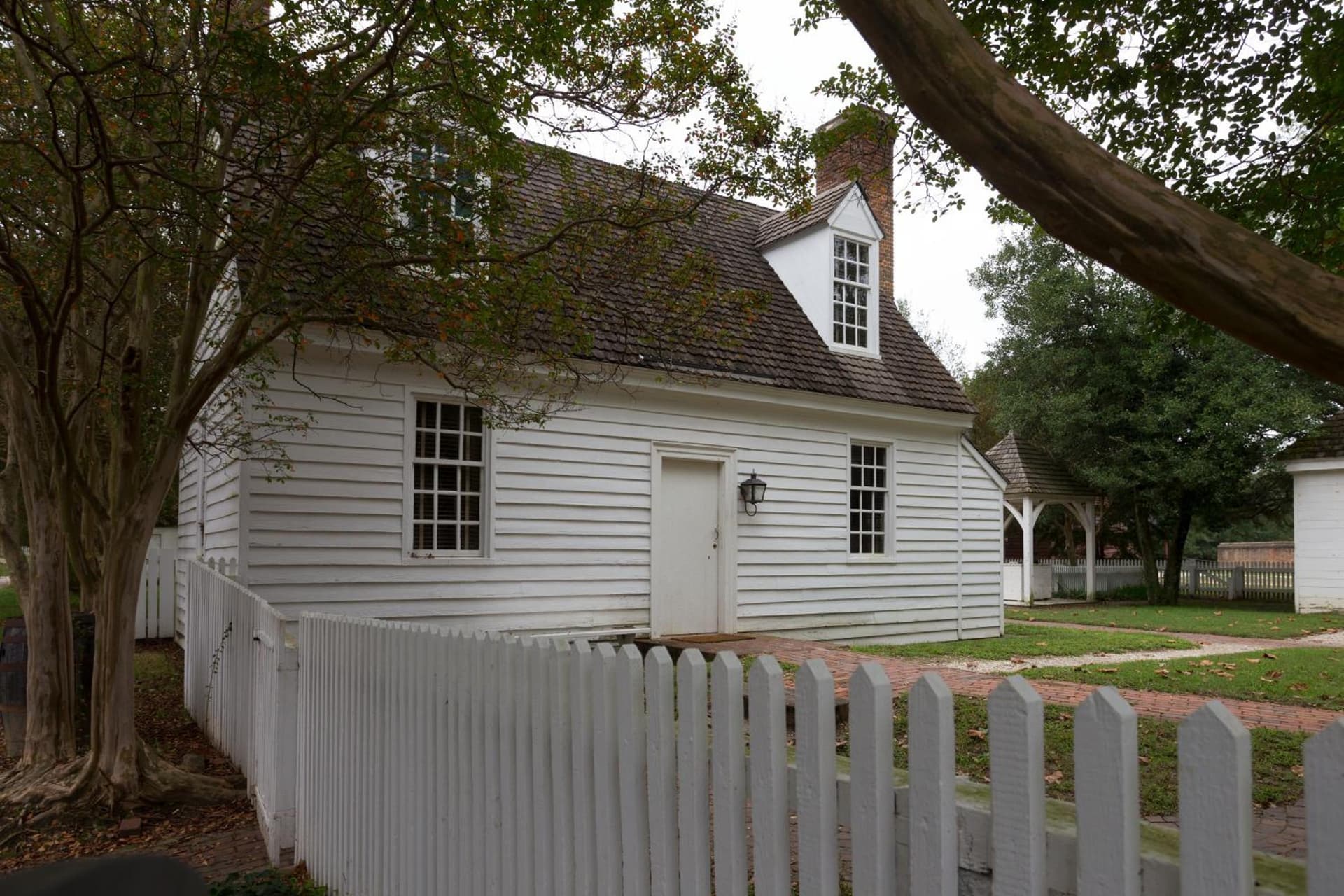 Colonial Houses, an official Colonial Williamsburg Hotel gallery photo in Williamsburg, VA — image 74