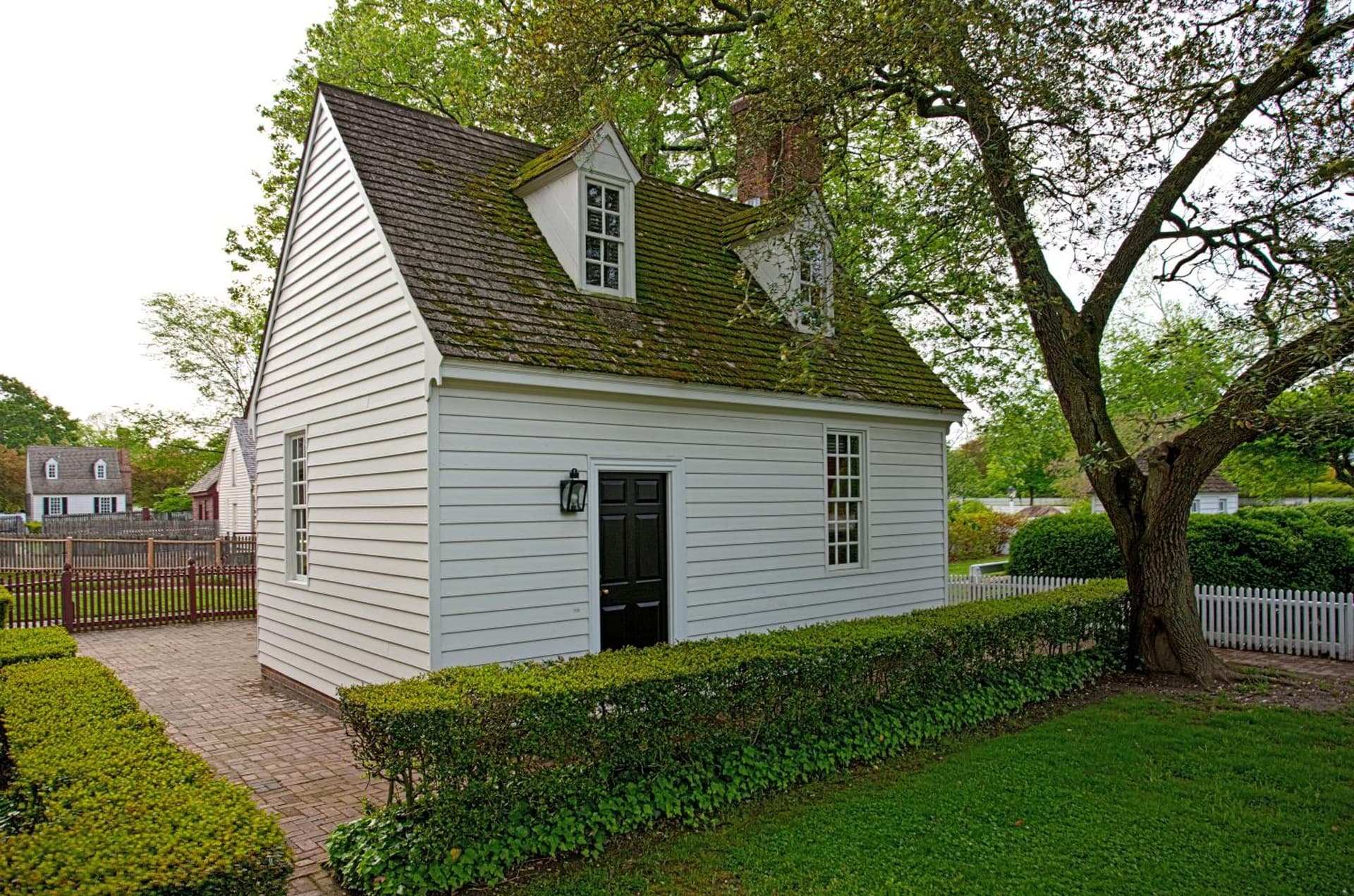 Colonial Houses, an official Colonial Williamsburg Hotel gallery photo in Williamsburg, VA — image 8