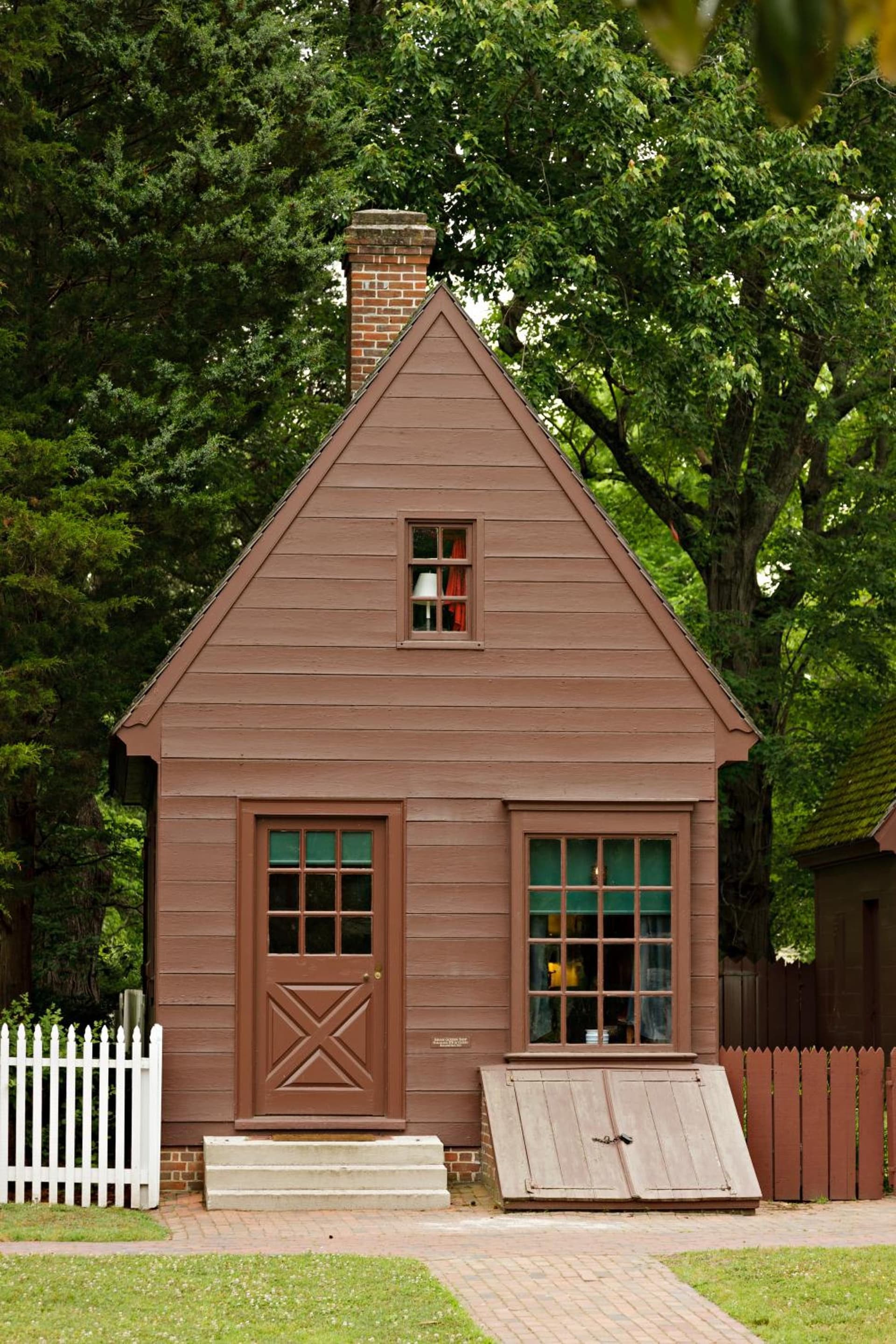 Colonial Houses, an official Colonial Williamsburg Hotel gallery photo in Williamsburg, VA — image 42