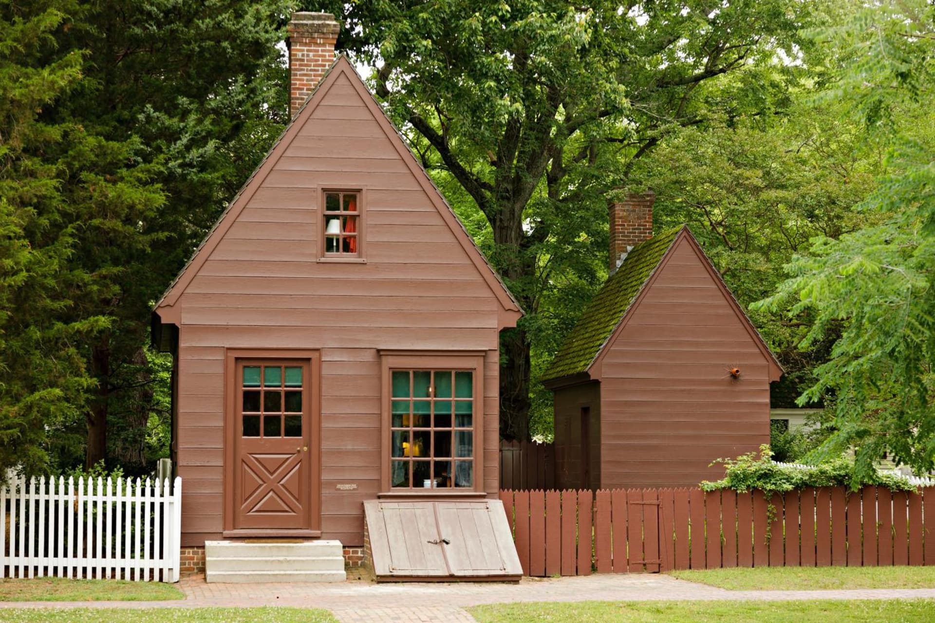 Colonial Houses, an official Colonial Williamsburg Hotel gallery photo in Williamsburg, VA — image 25