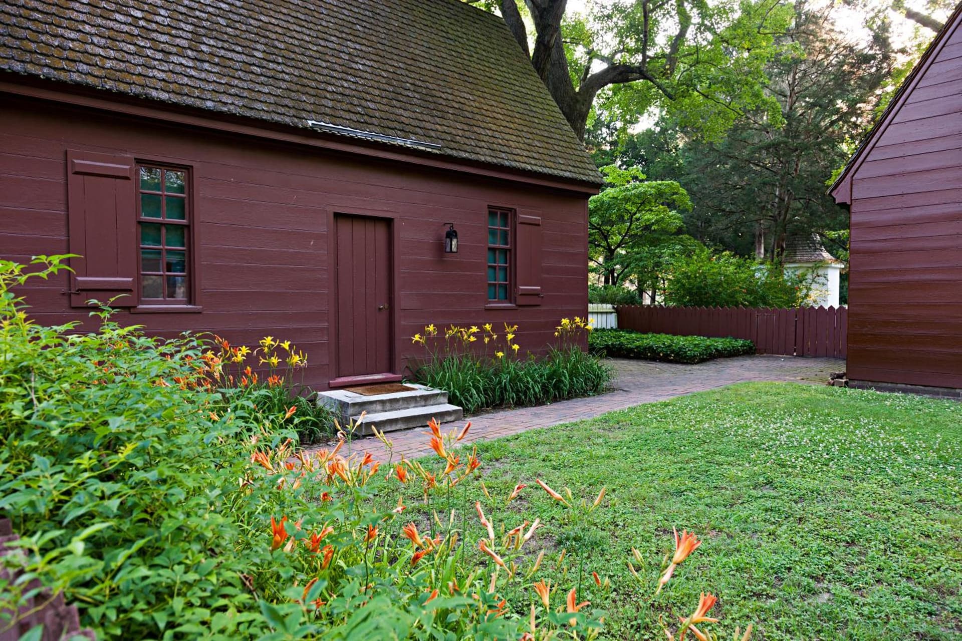 Colonial Houses, an official Colonial Williamsburg Hotel gallery photo in Williamsburg, VA — image 6