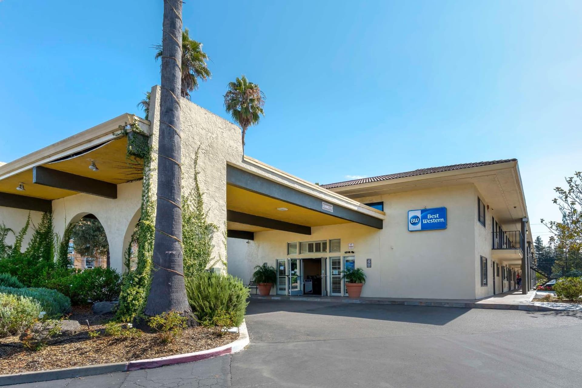 Sonoma Winegrower's Inn gallery photo in Rohnert Park, CA — image 17
