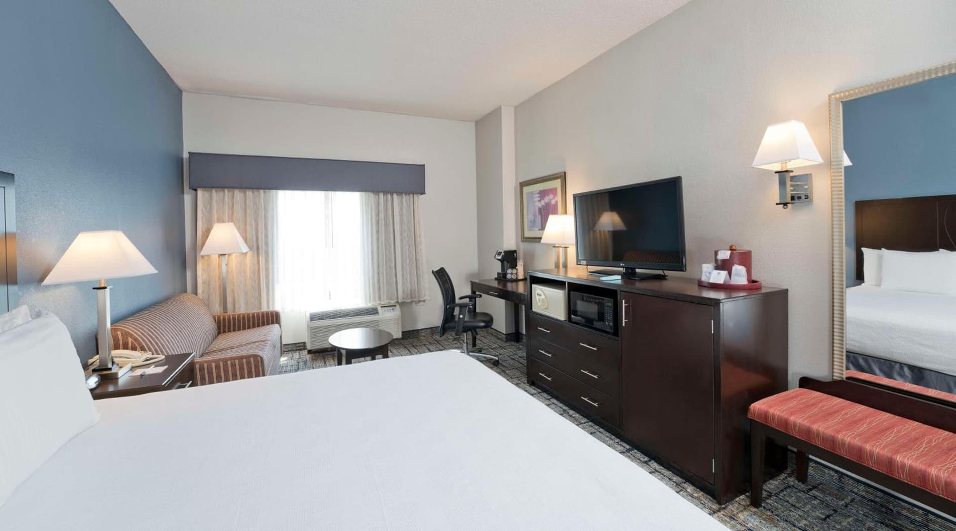 Best Western Plus Hotel & Conference Center gallery photo in Baltimore, MD — image 22