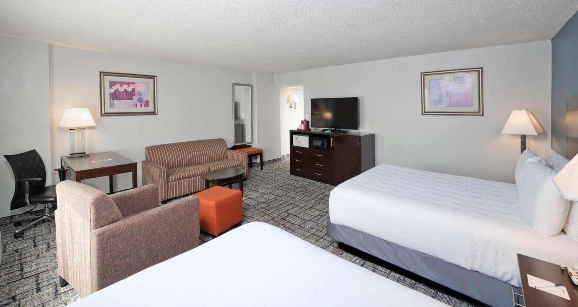 Best Western Plus Hotel & Conference Center gallery photo in Baltimore, MD — image 35