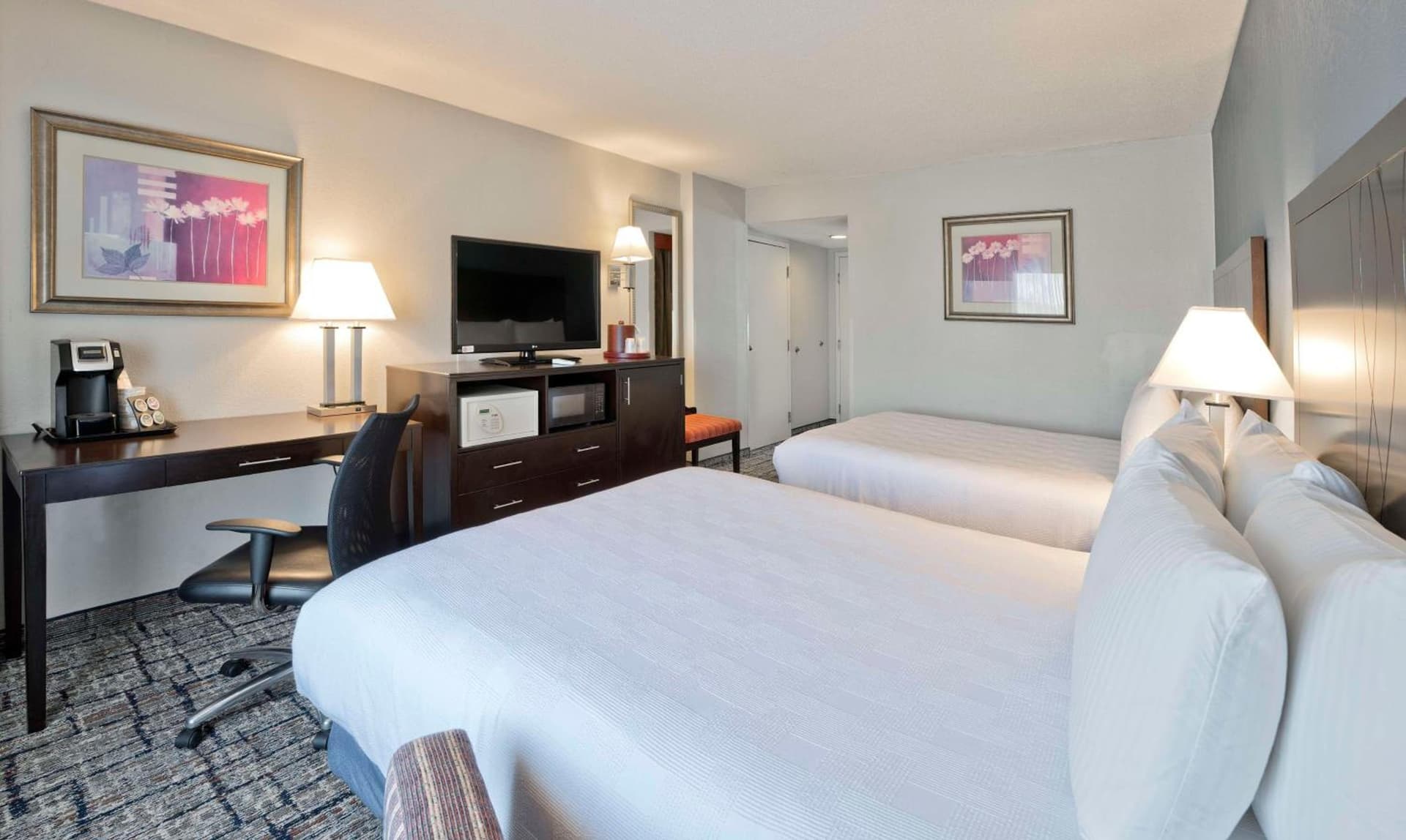 Best Western Plus Hotel & Conference Center gallery photo in Baltimore, MD — image 9