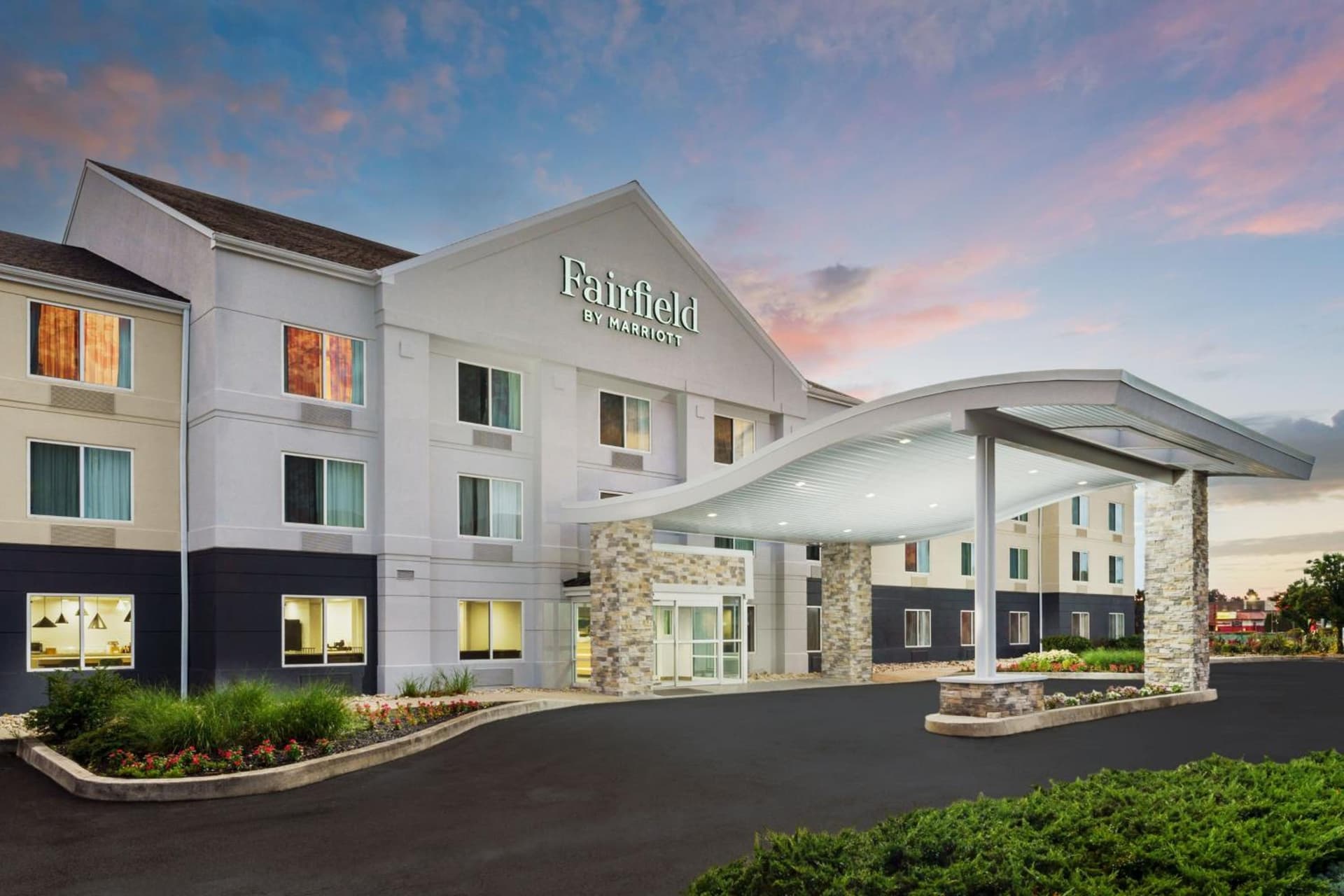 Fairfield Inn Harrisburg Hershey interior in Harrisburg, PA — gallery photo 2