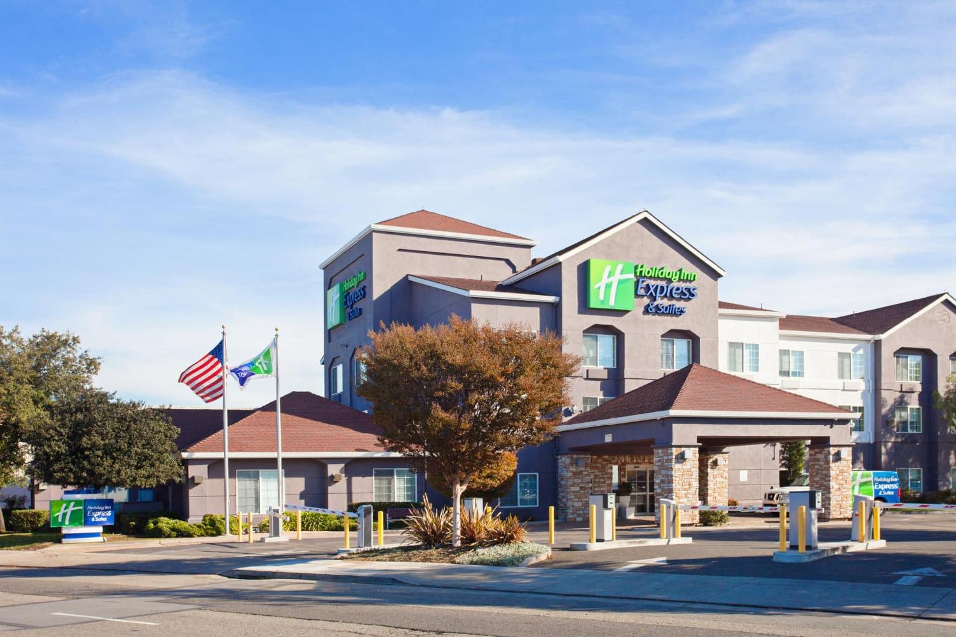 Holiday Inn Express & Suites Oakland - Airport by IHG gallery photo in Oakland, CA — image 25