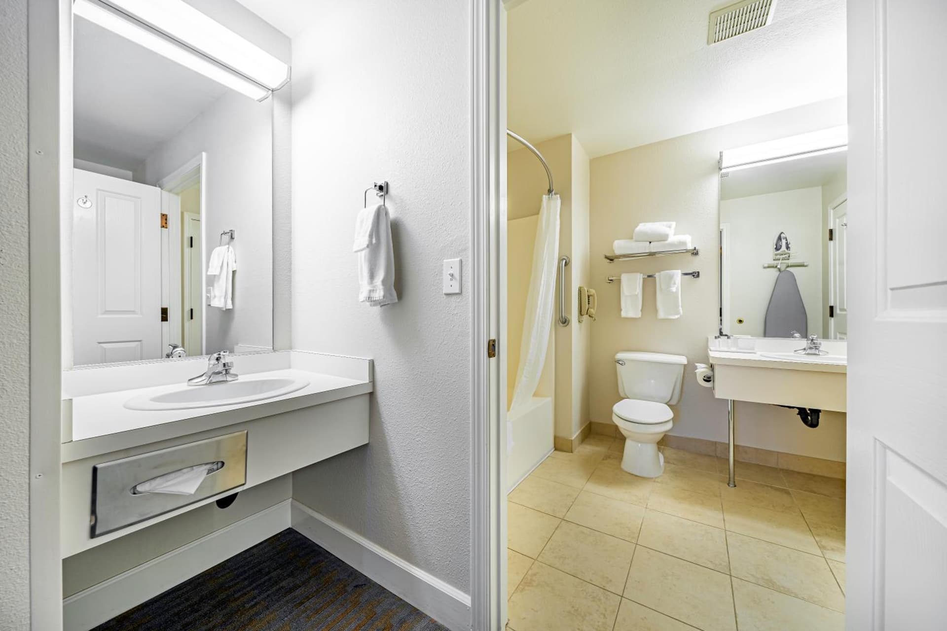 Ashland Hills Hotel & Suites gallery photo in Ashland, OR — image 32