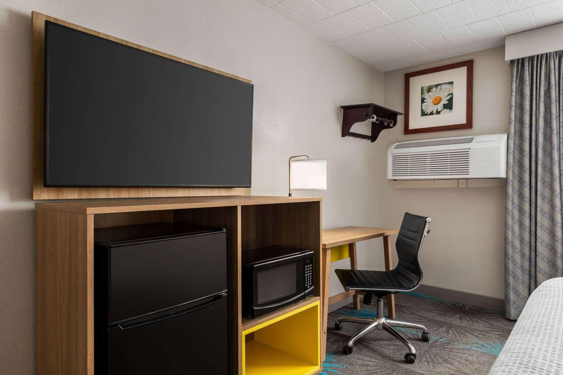 Days Hotel by Wyndham Allentown Airport / Lehigh Valley gallery photo in Allentown, PA — image 35