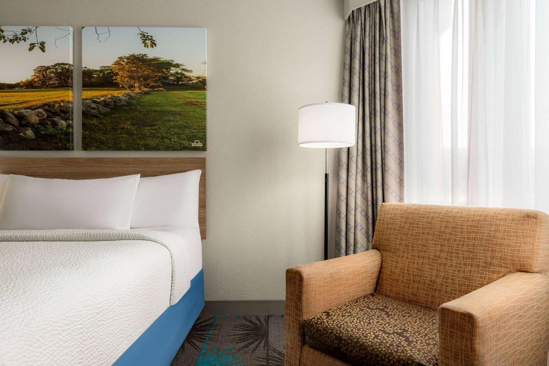 Days Hotel by Wyndham Allentown Airport / Lehigh Valley gallery photo in Allentown, PA — image 53