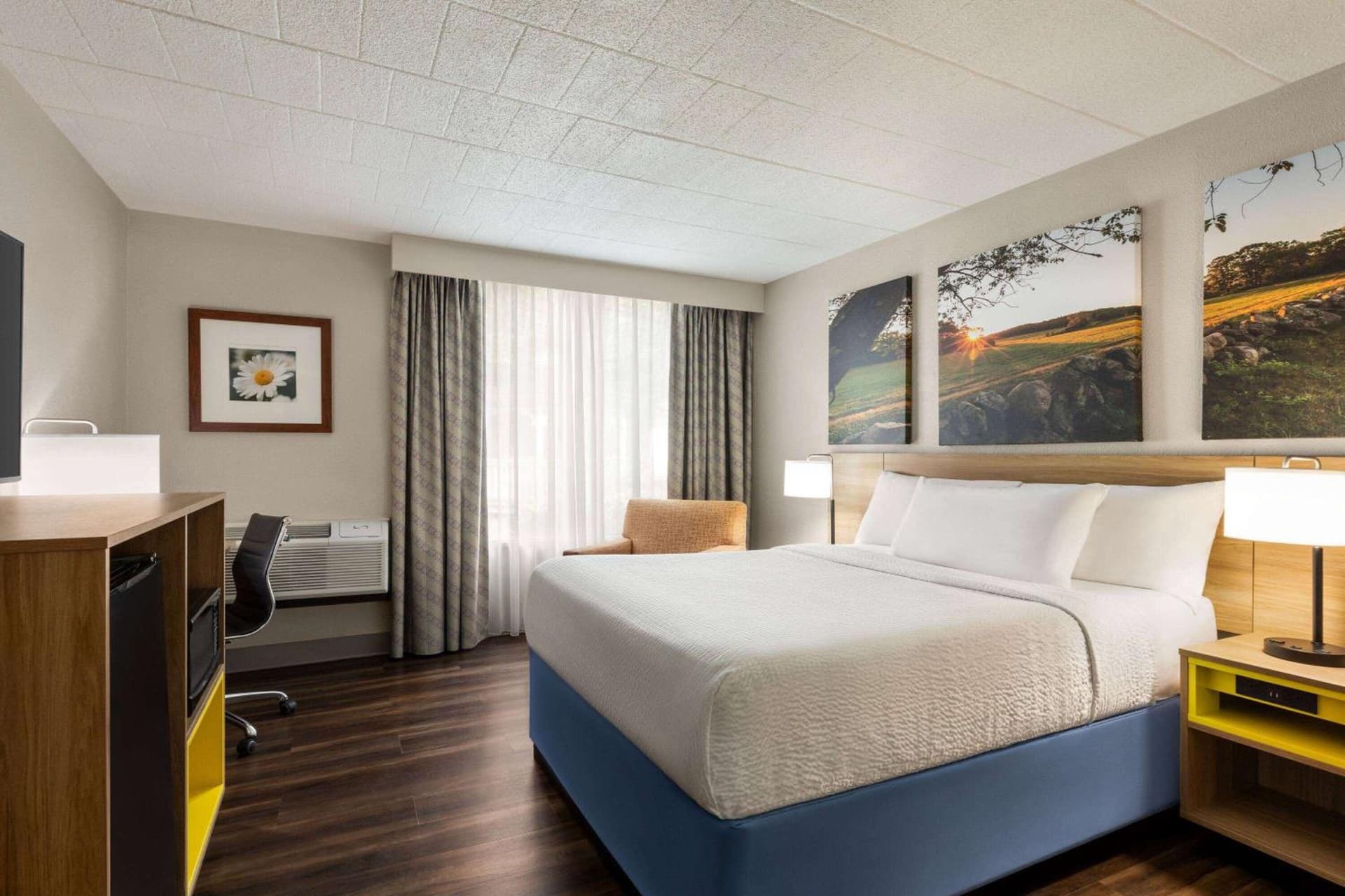 Days Hotel by Wyndham Allentown Airport / Lehigh Valley gallery photo in Allentown, PA — image 6