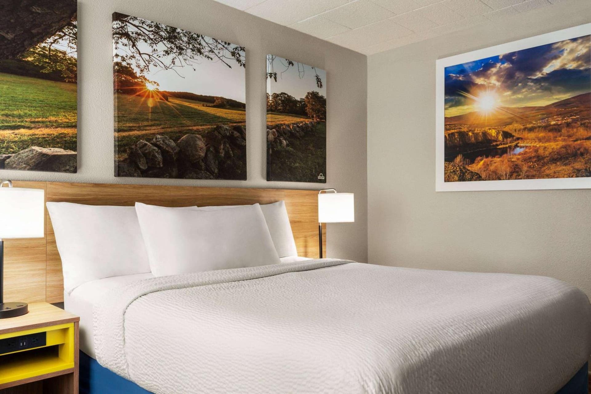 Days Hotel by Wyndham Allentown Airport / Lehigh Valley gallery photo in Allentown, PA — image 55
