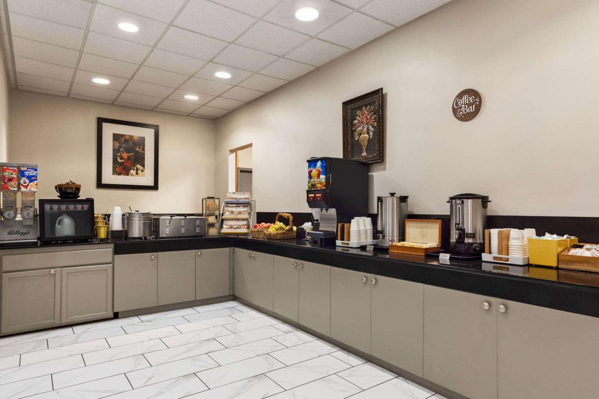 Days Hotel by Wyndham Allentown Airport / Lehigh Valley gallery photo in Allentown, PA — image 43