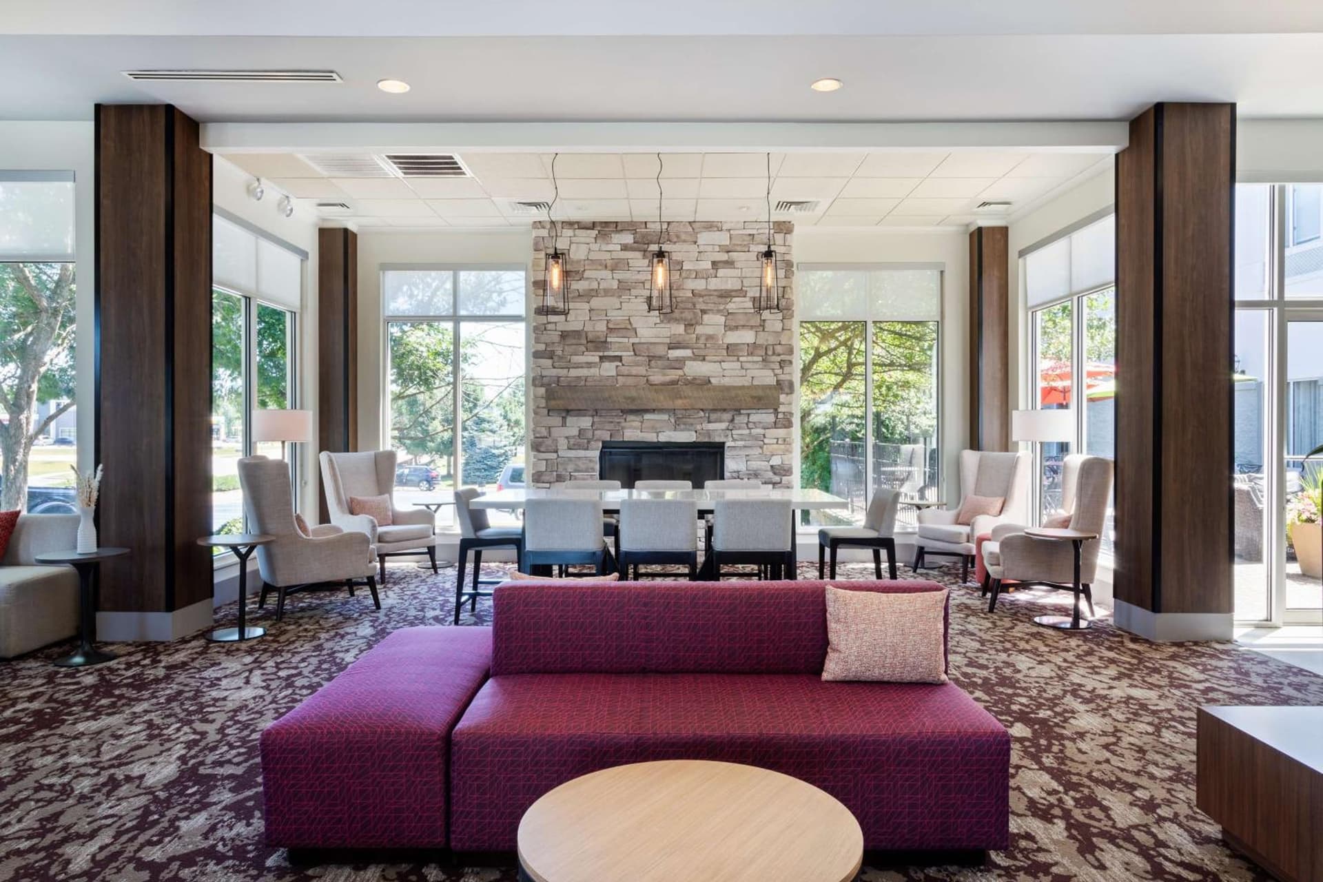 Hilton Garden Inn Chesterton interior in Chesterton, IN — gallery photo 2