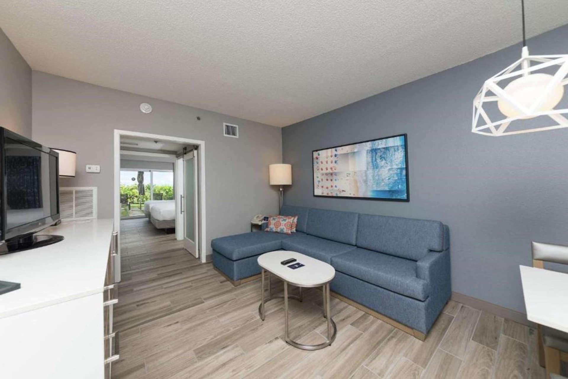 DoubleTree Suites by Hilton Melbourne Beach Oceanfront gallery photo in Melbourne, FL — image 8