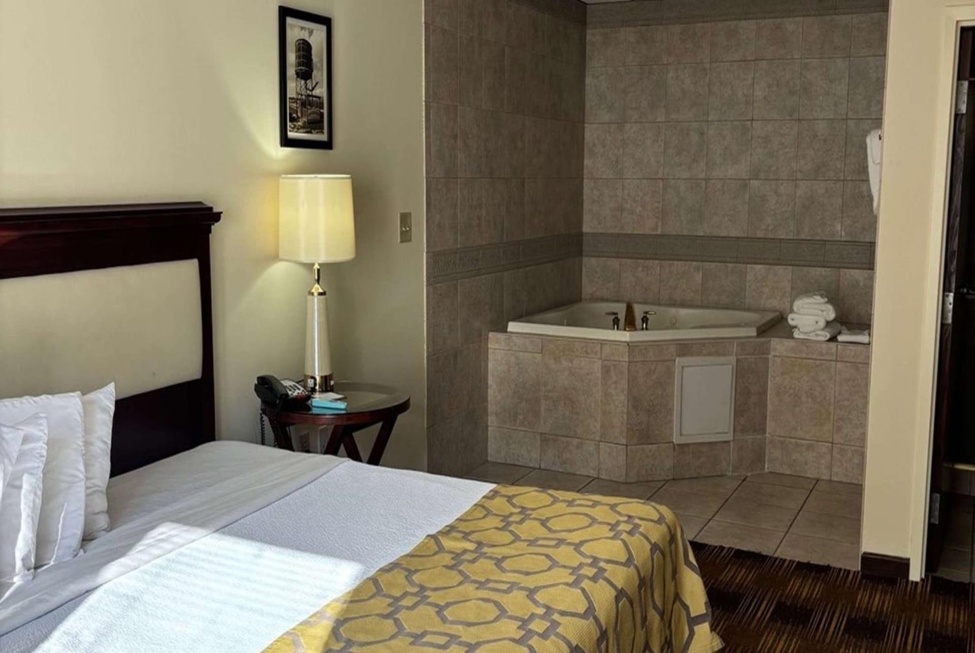 Baymont by Wyndham Johnson City gallery photo in Johnson City, TN — image 39