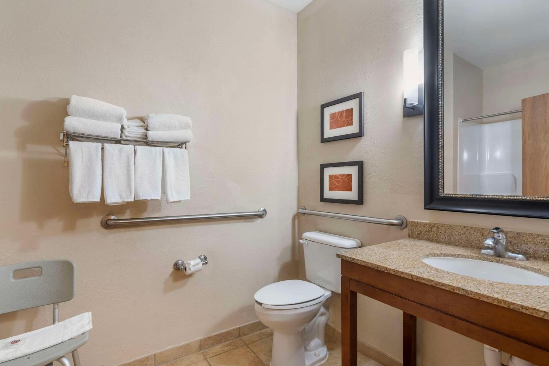 Comfort Suites McKinney-Allen gallery photo in McKinney, TX — image 25