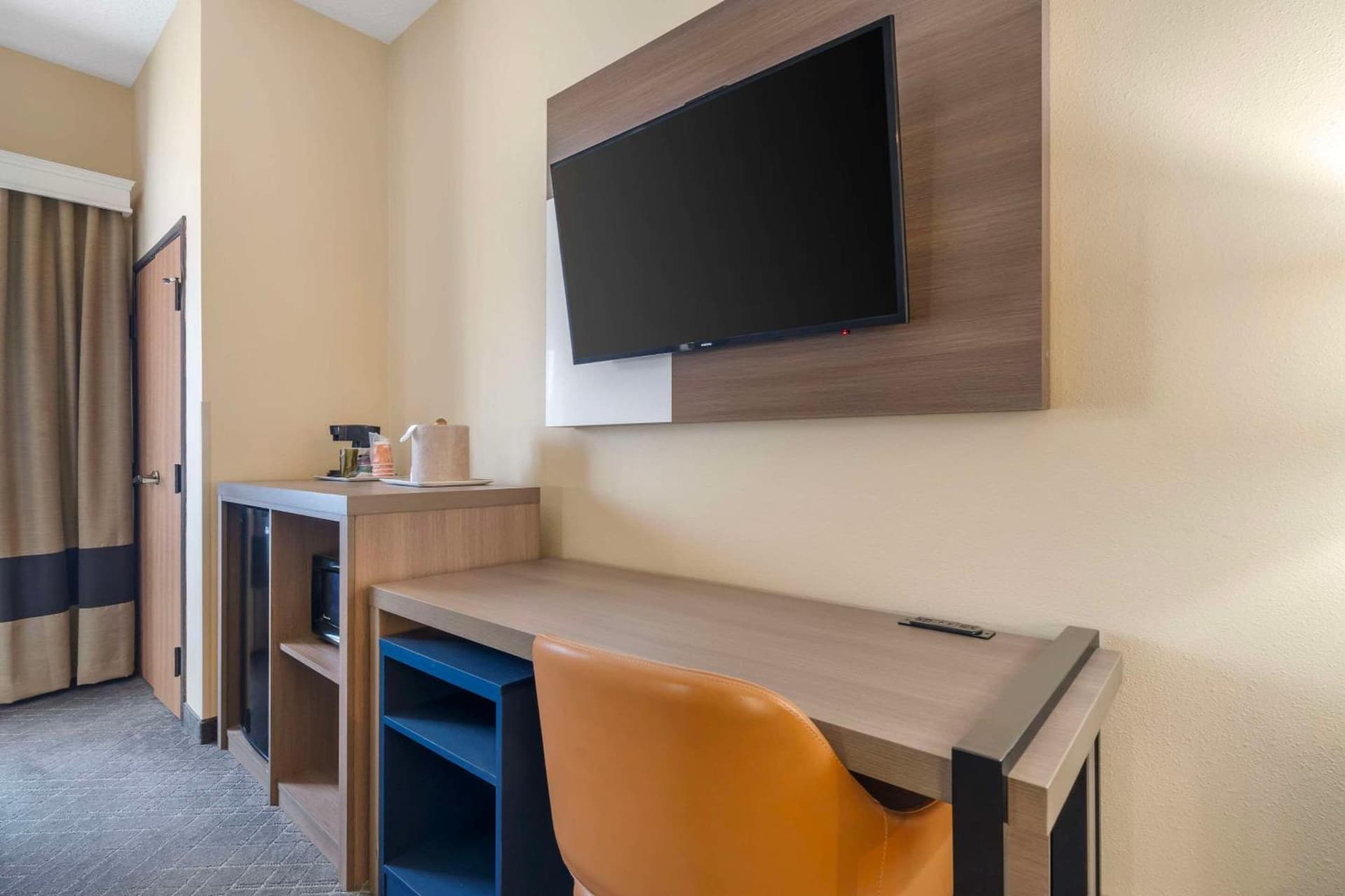 Comfort Suites McKinney-Allen gallery photo in McKinney, TX — image 38