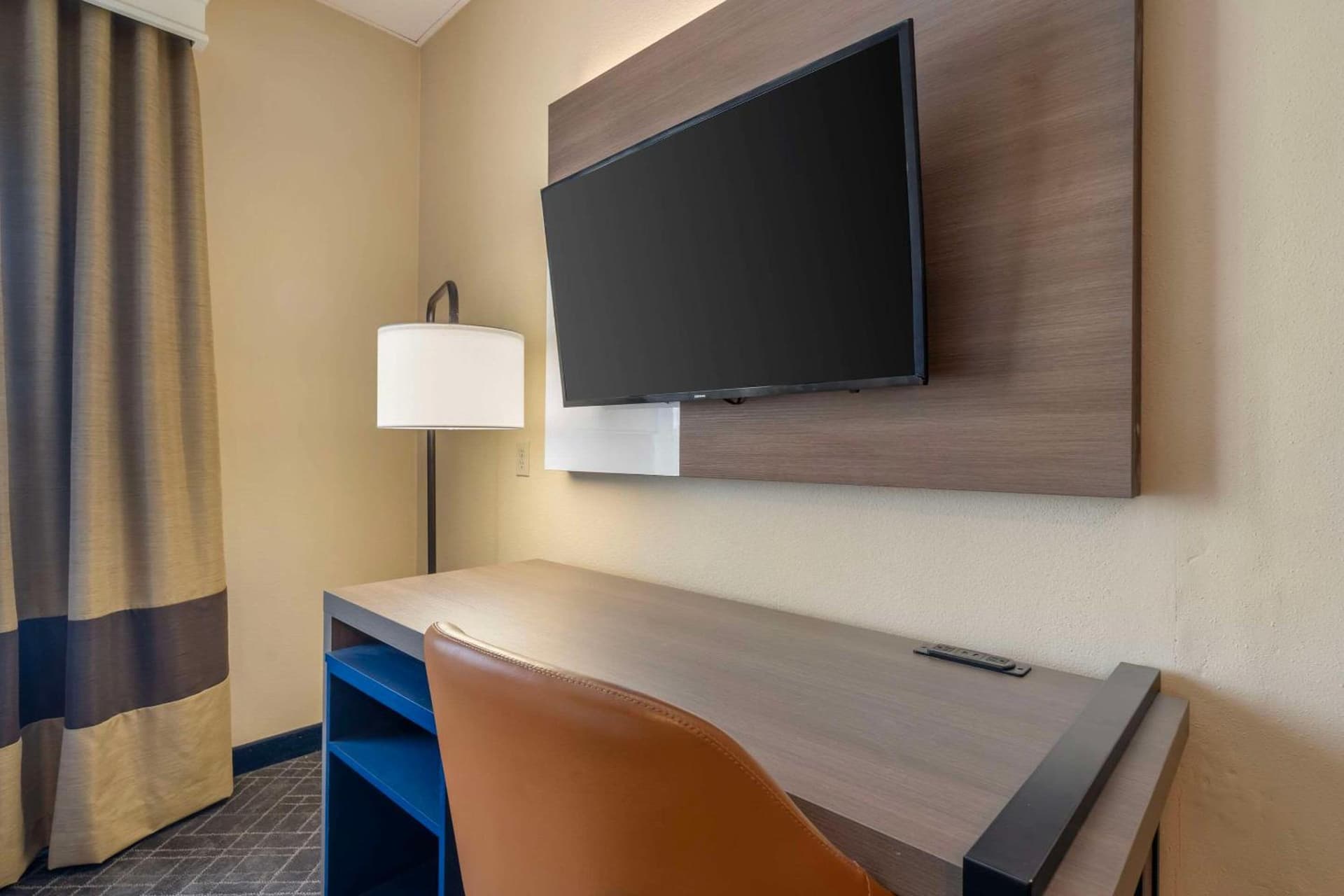 Comfort Suites McKinney-Allen gallery photo in McKinney, TX — image 24