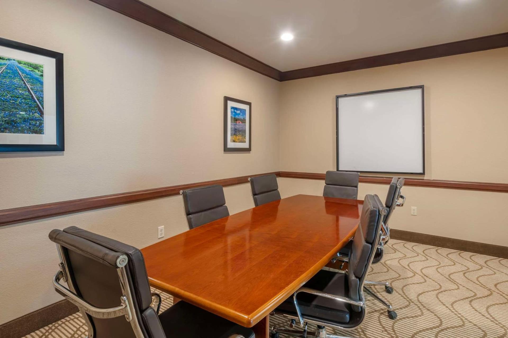 Comfort Suites McKinney-Allen gallery photo in McKinney, TX — image 16