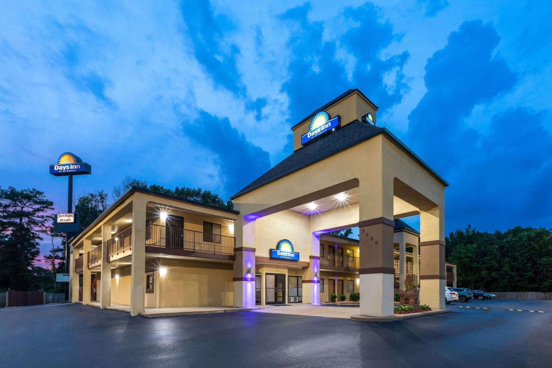 Days Inn by Wyndham North Little Rock Maumelle property views in Maumelle, AR — gallery photo 3