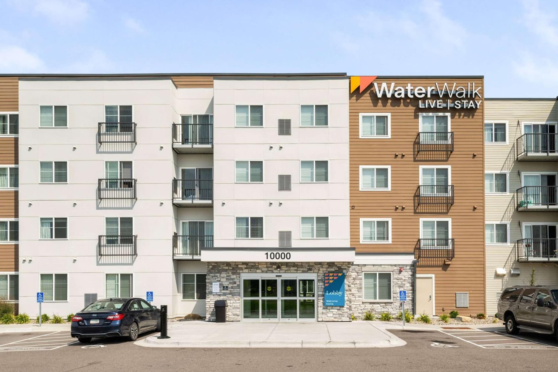 WaterWalk Extended Stay by Wyndham Minneapolis - Plymouth interior in Plymouth, MN — gallery photo 2