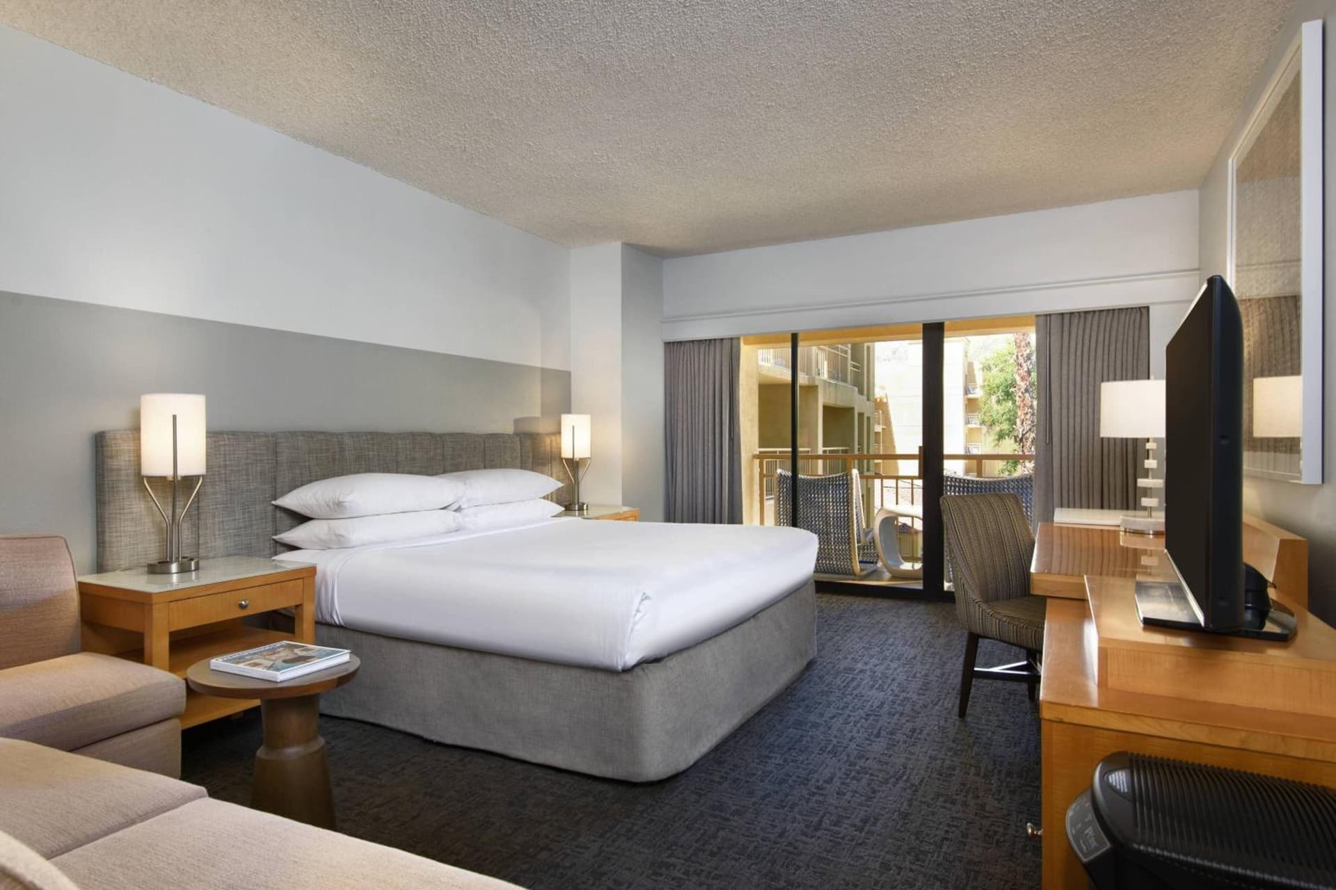 Renaissance Palm Springs Hotel gallery photo in Palm Springs, CA — image 79