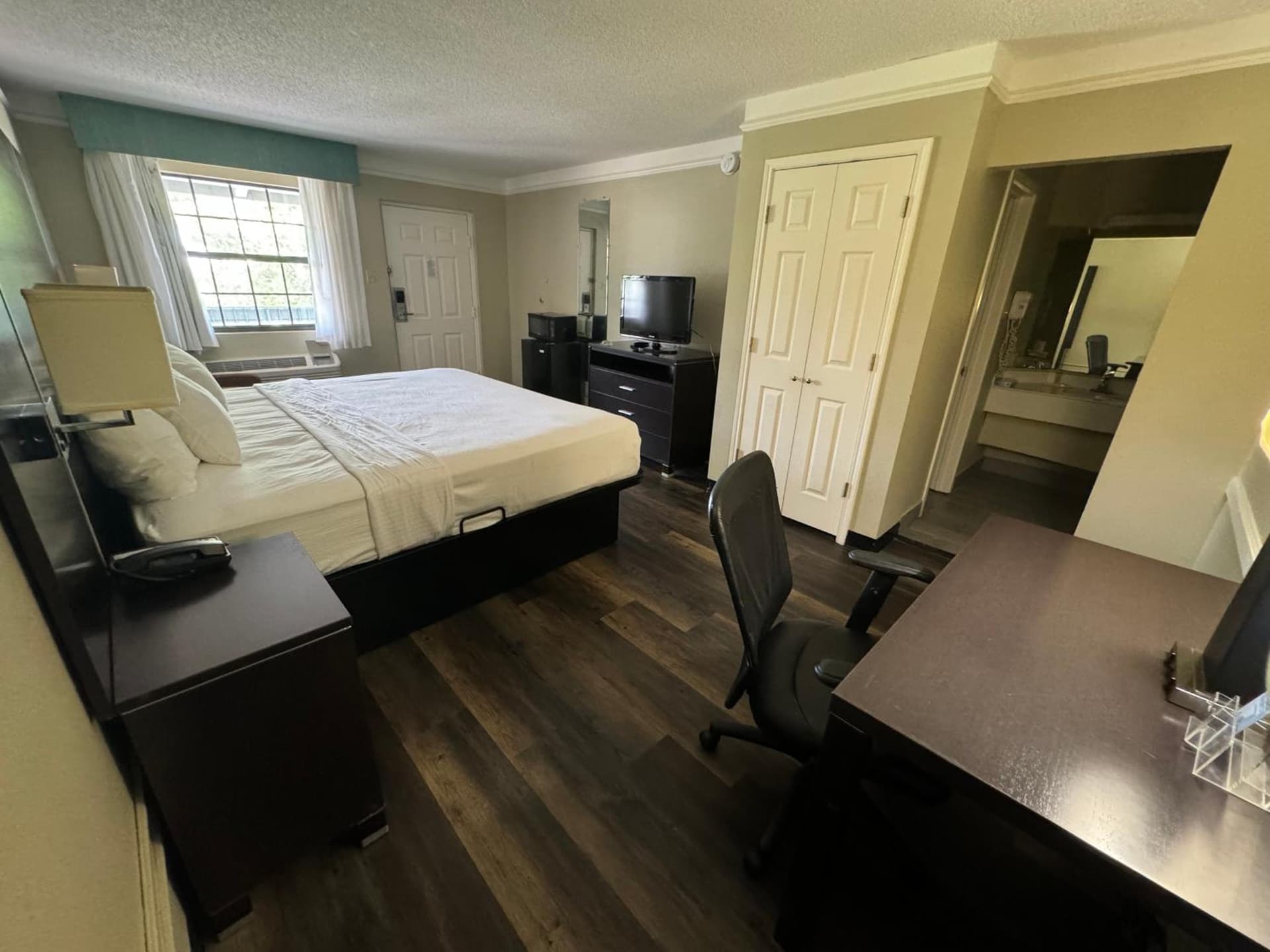 Quality Inn & Suites Tuscaloosa near University gallery photo in Tuscaloosa, AL — image 14