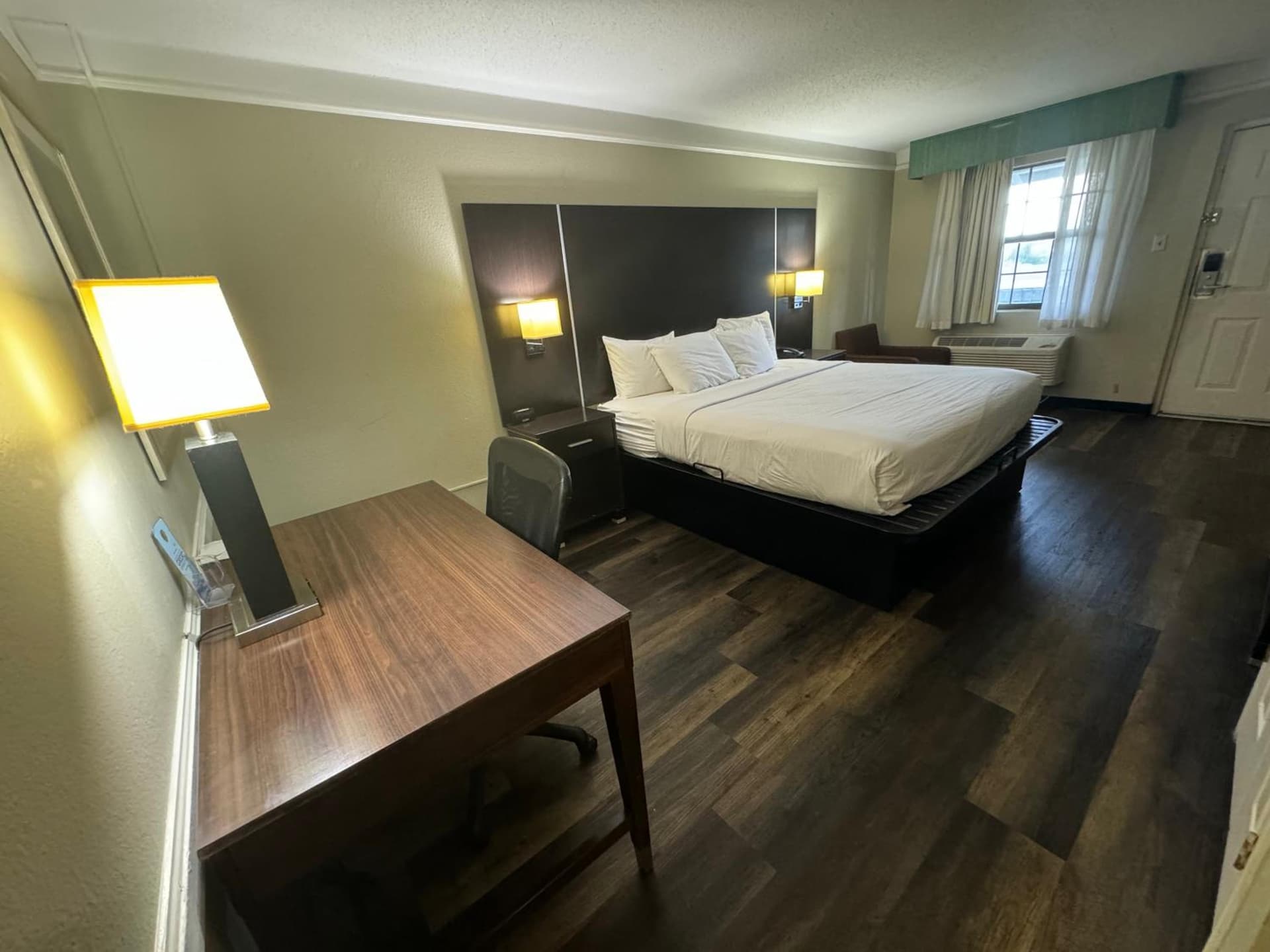 Quality Inn & Suites Tuscaloosa near University gallery photo in Tuscaloosa, AL — image 23